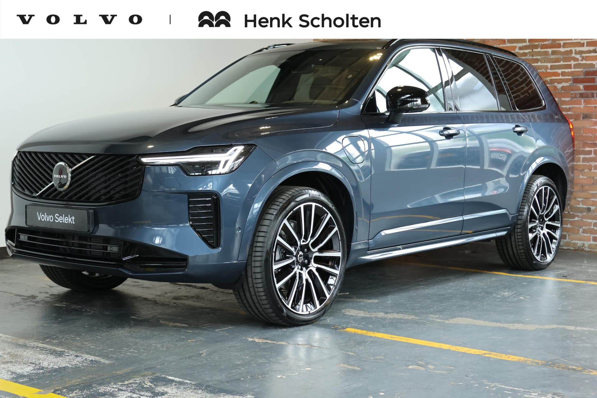 Volvo XC90 T8 Plug-in hybrid AWD Ultra Dark Executive Edition
