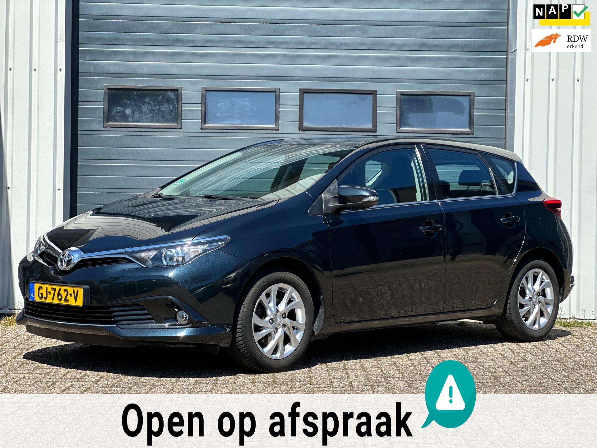 Toyota Auris 1.2T Aspiration CLIMA/CRUISE/NAVI/NIEUWE APK!