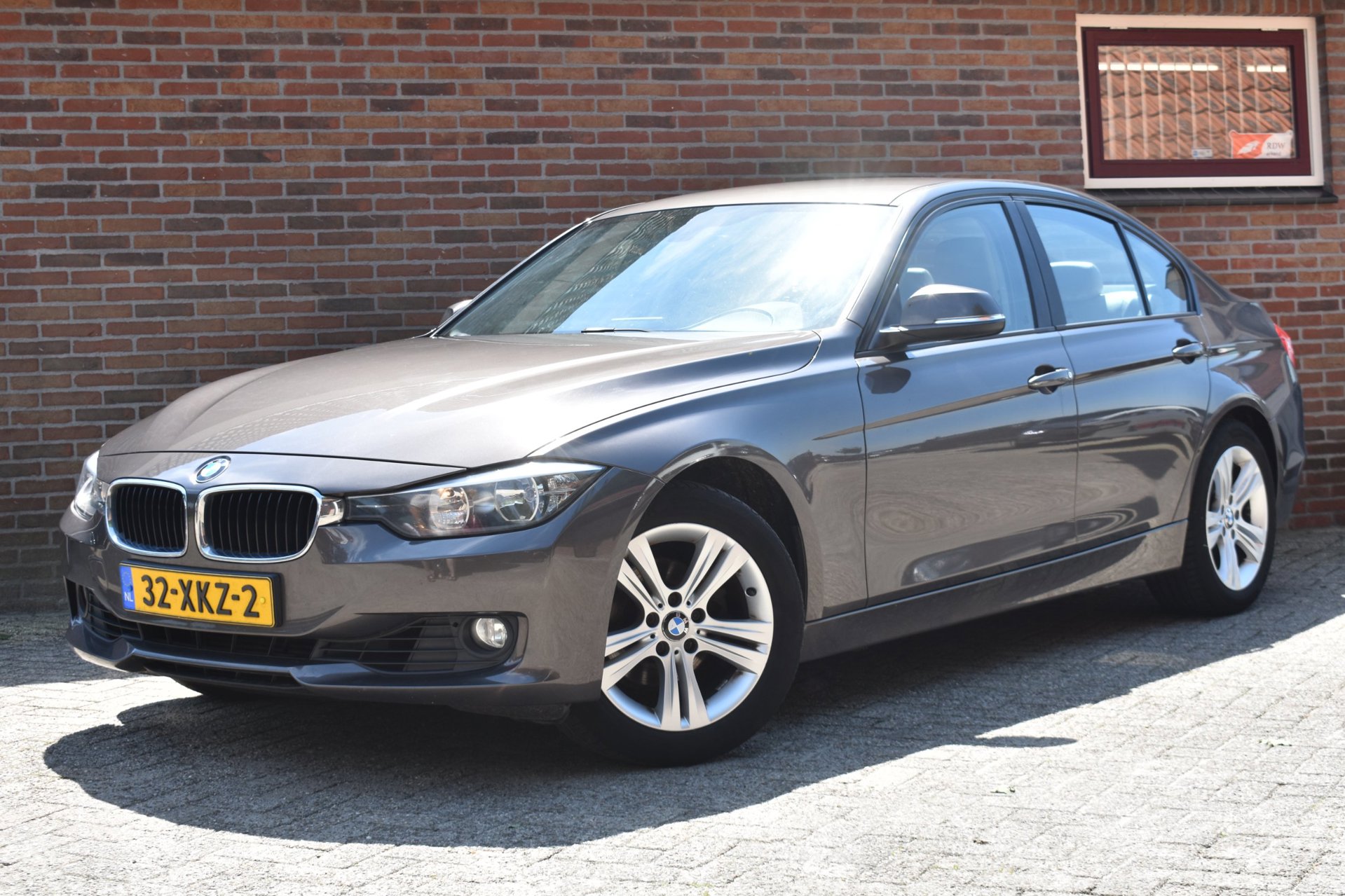BMW 3-serie 320i Executive '12 Leder Navi