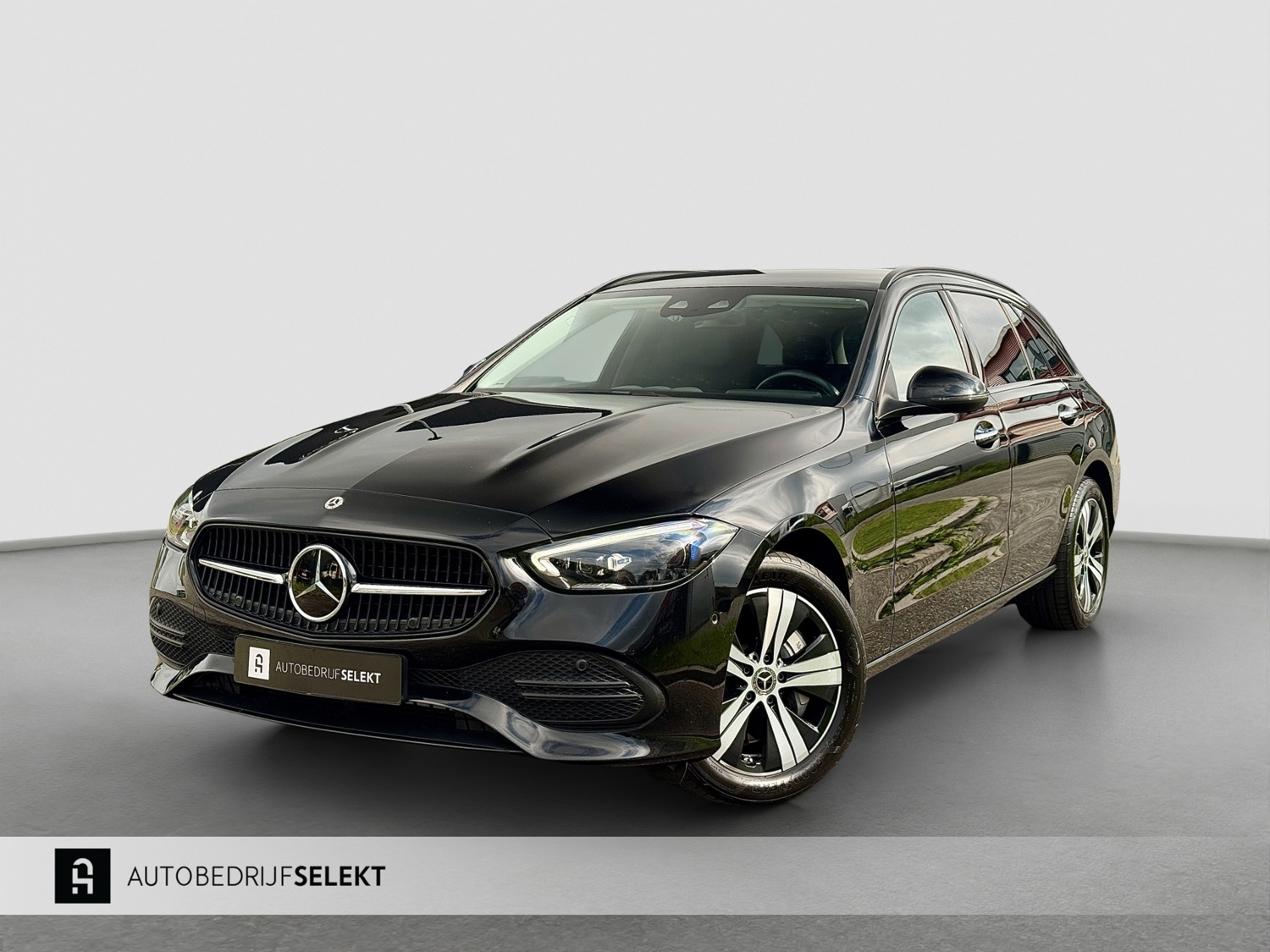 Mercedes-Benz C-klasse Estate 300 e | Night | Head Up | Sfeer | MBUX | 1e eig. | Camera | Carplay | Distronic ACC | Head Up