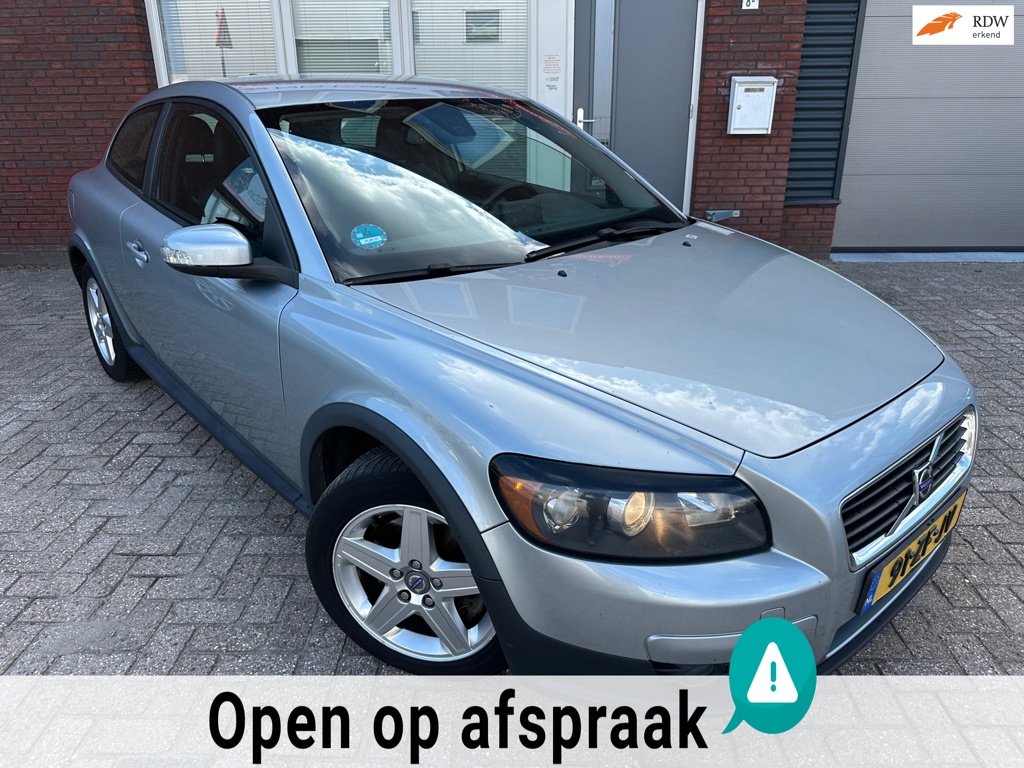 Volvo C30 2.4i Momentum / Airco / LM / NAP / AUT