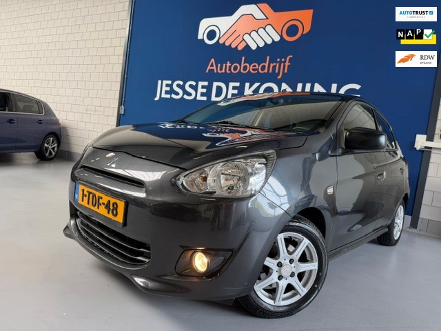Mitsubishi Space Star 1.0 Inform / bj.2014 / kleur: grijs / airco / sportvelgen / NAP 147688 km.en APK tot 02/2027 / Zeer netjes.