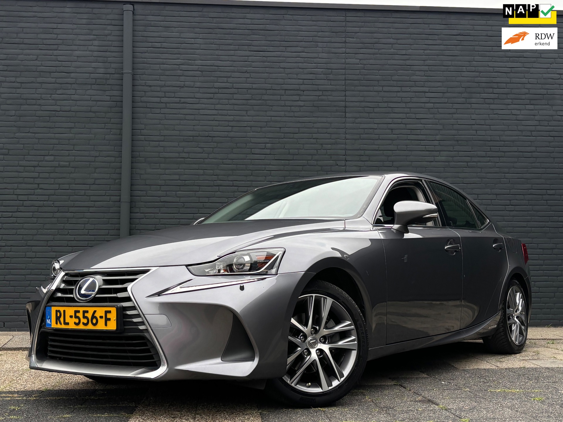 Lexus IS 300h Business Line | Hybrid Health Check | Onderhoud Aanwezig