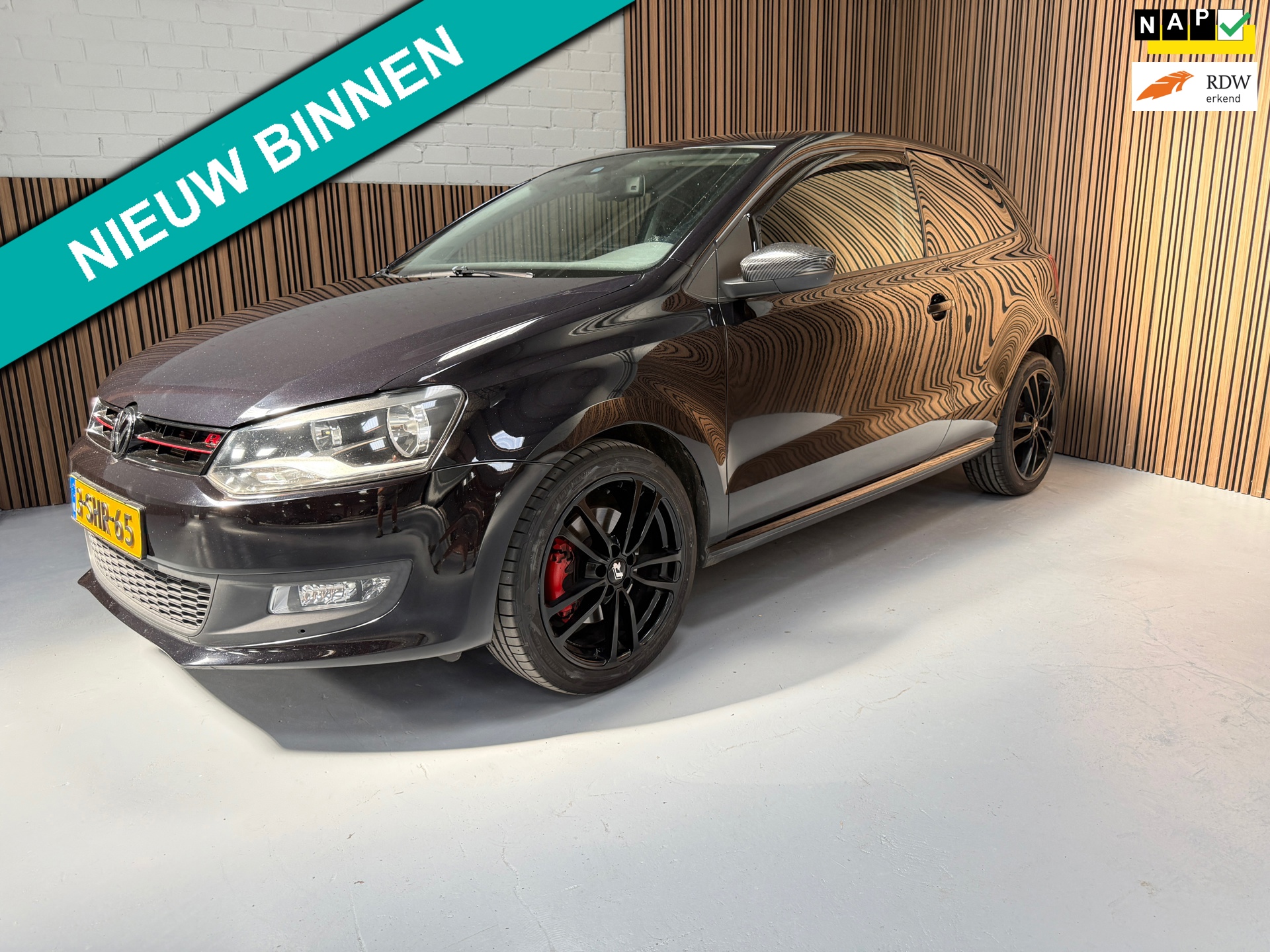 Volkswagen Polo 1.2 TSI BlueMotion Highline, DSG, R-Line aanpassingen aangebracht