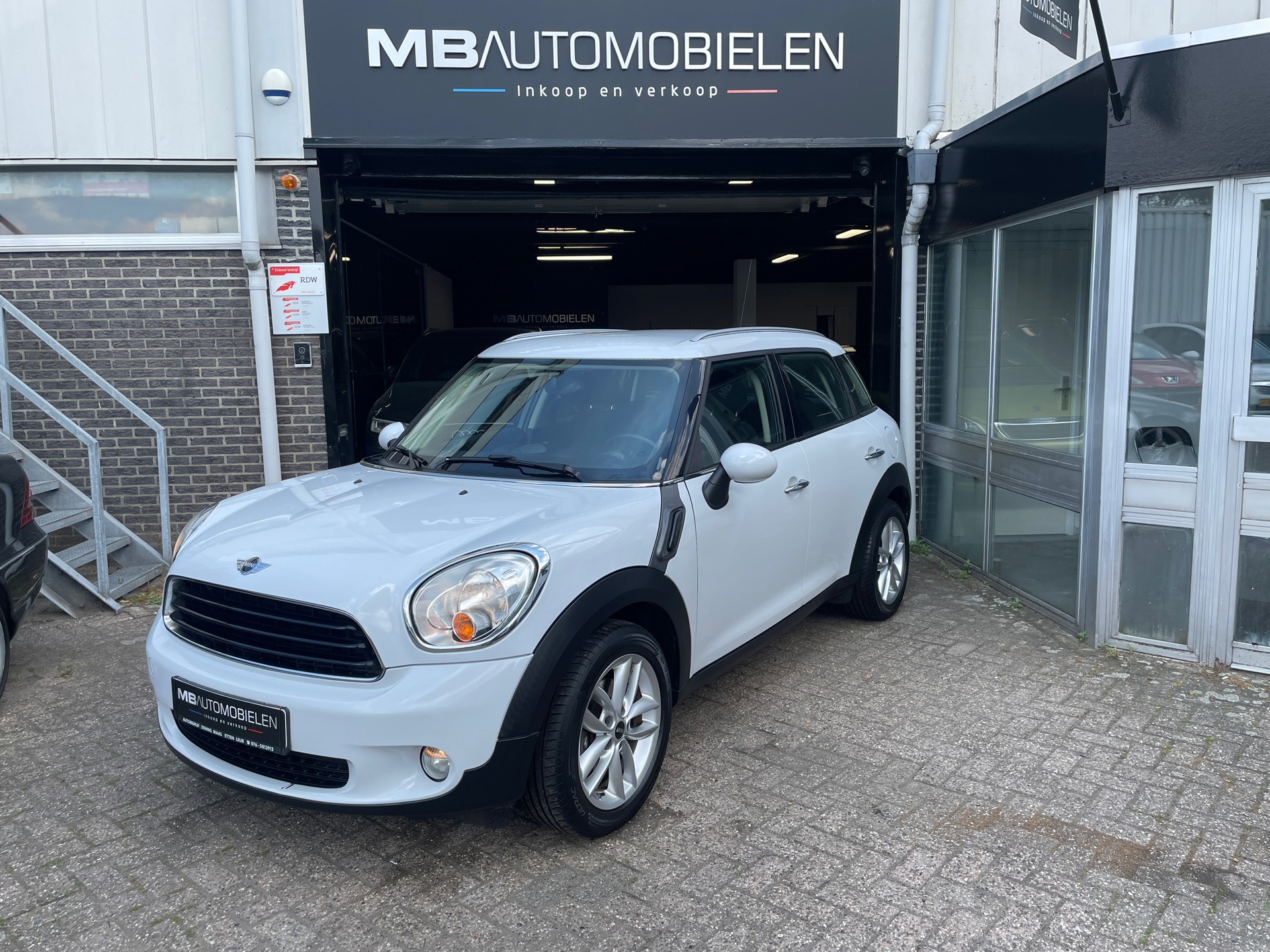 Mini Mini Countryman 1.6 One /5 DRS/1 Jaar Apk/ Volledige Onderhoud/VolOpties!
