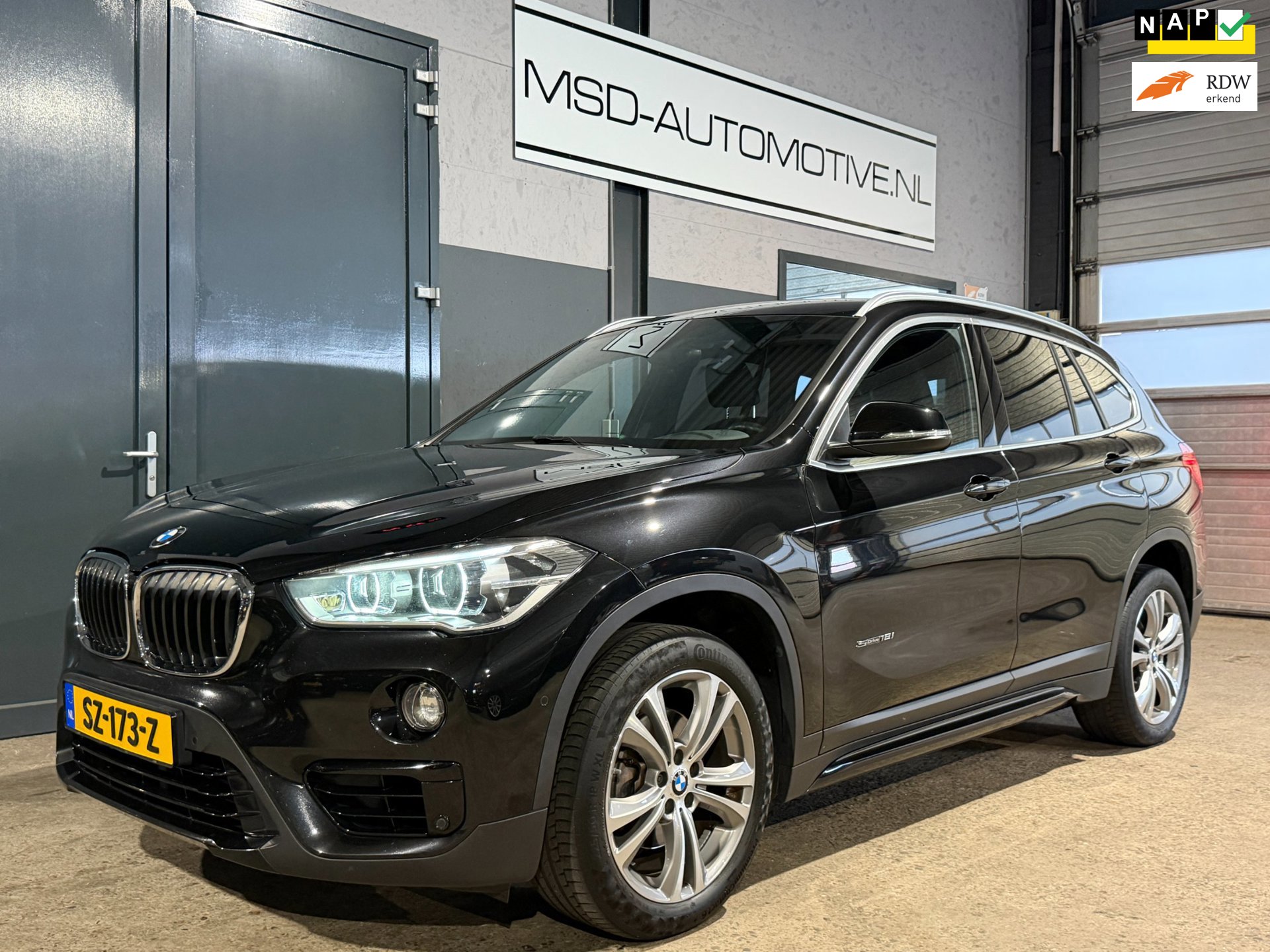 BMW X1 SDrive18i Executive Leder Camera Onderhouden