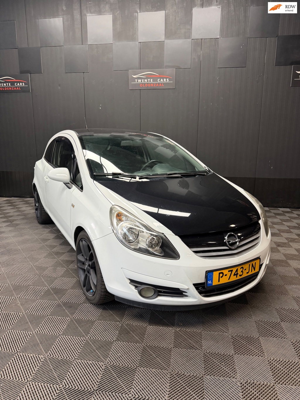 Opel Corsa 1.2-16V Colour Edition | Airco | Nieuwe APK |