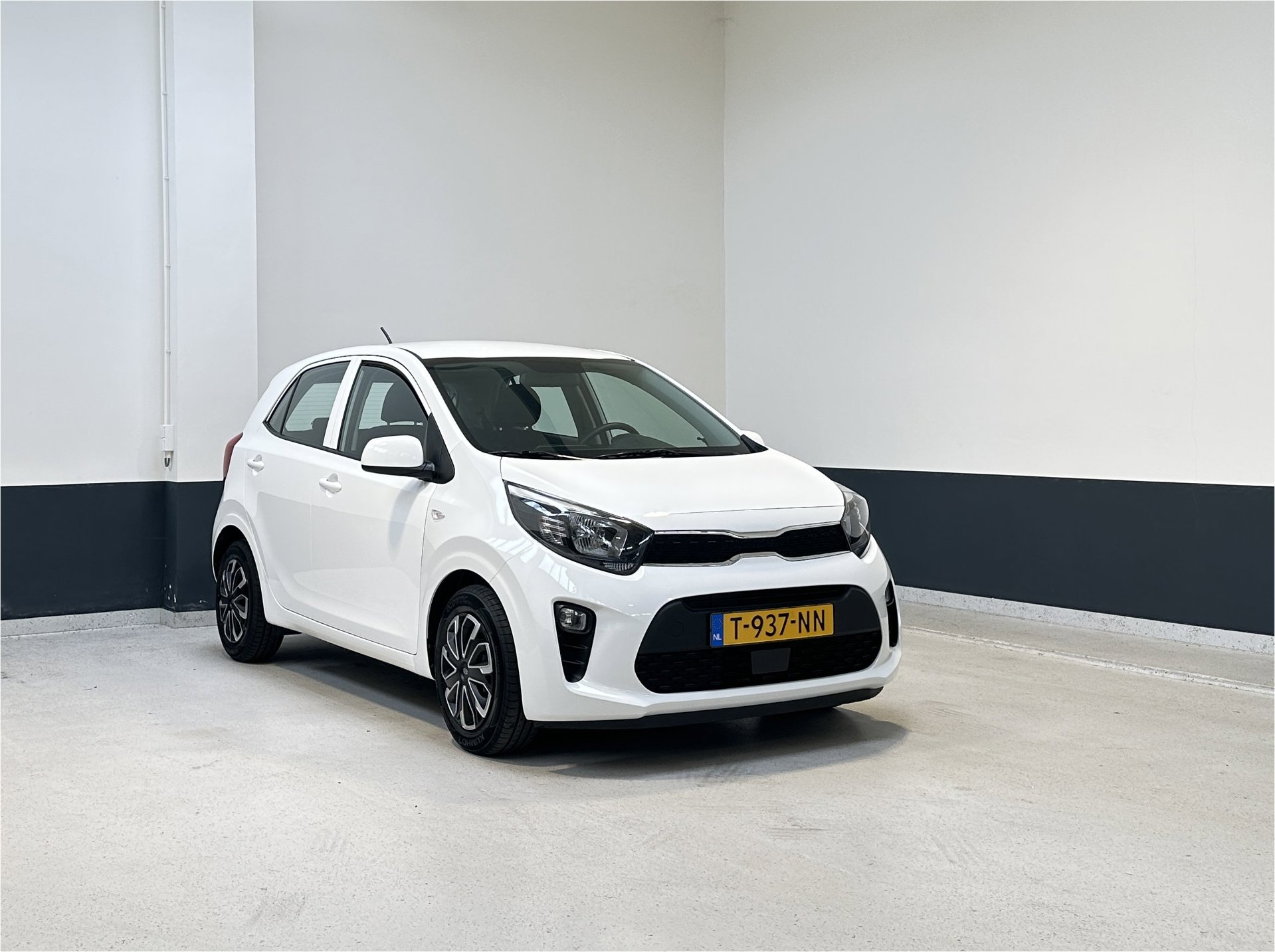 Kia Picanto 1.0 DPi ComfortLine |Apple Carplay/ Android Auto| NL| Bluetooth| Cruise Control | 1 Eig |