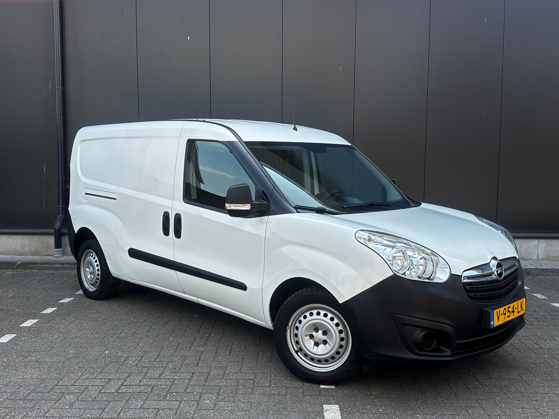 Opel Combo 1.3 CDTi L2H1 Edition* Euro 6* Apk 07-2027* N.A.P