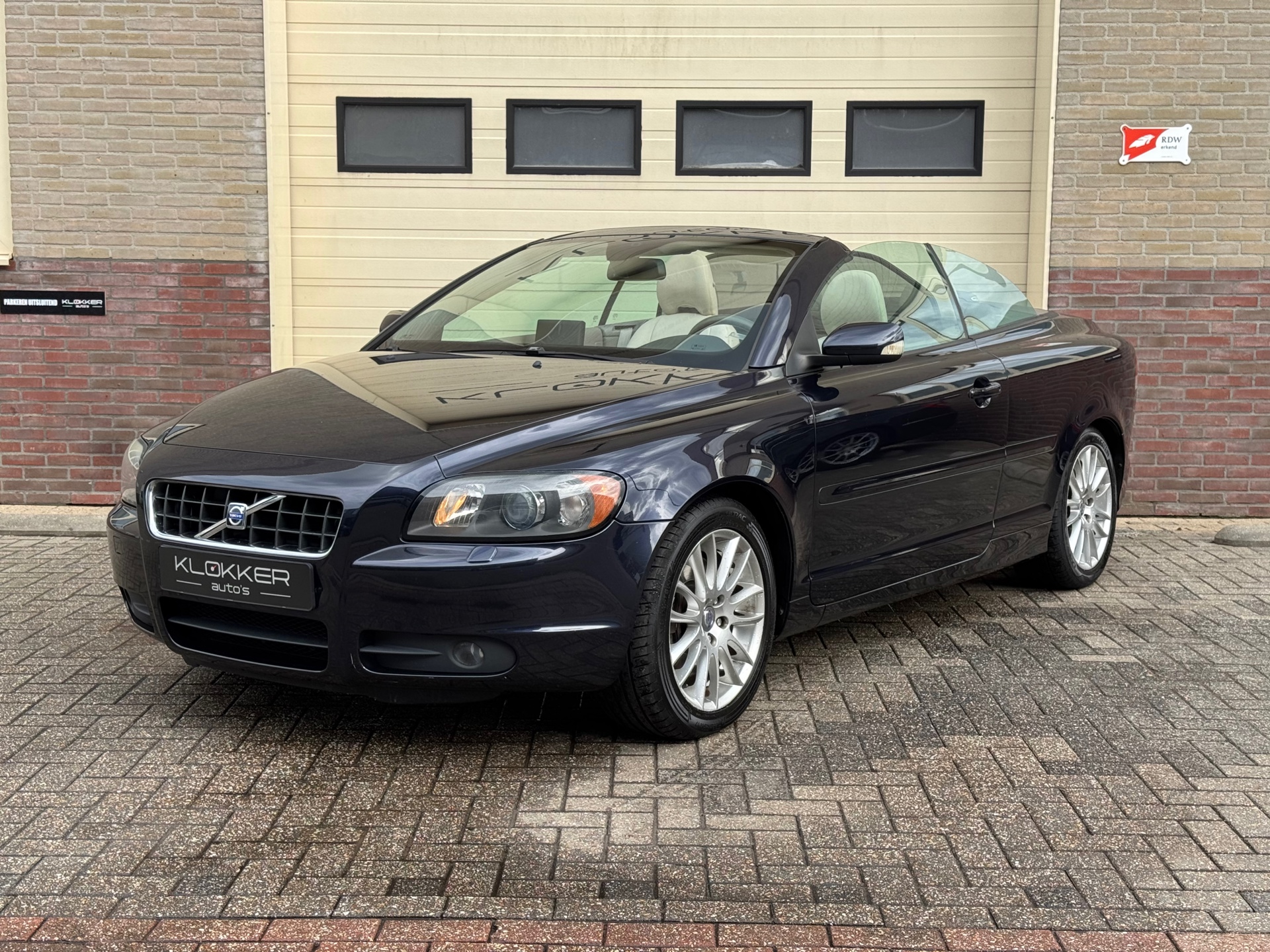Volvo C70 Convertible 2.4i Summum Automaat|Navigatie|Stoelverw.|Trekhaak