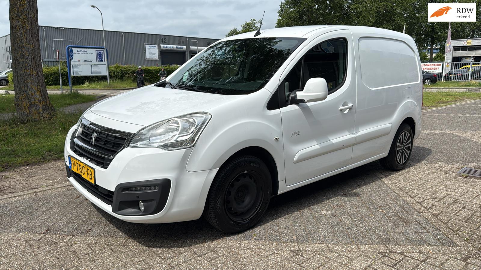Peugeot Partner 120 1.6 MARGE BlueHDi 100 L1 Première S&S AUTOMAAT
