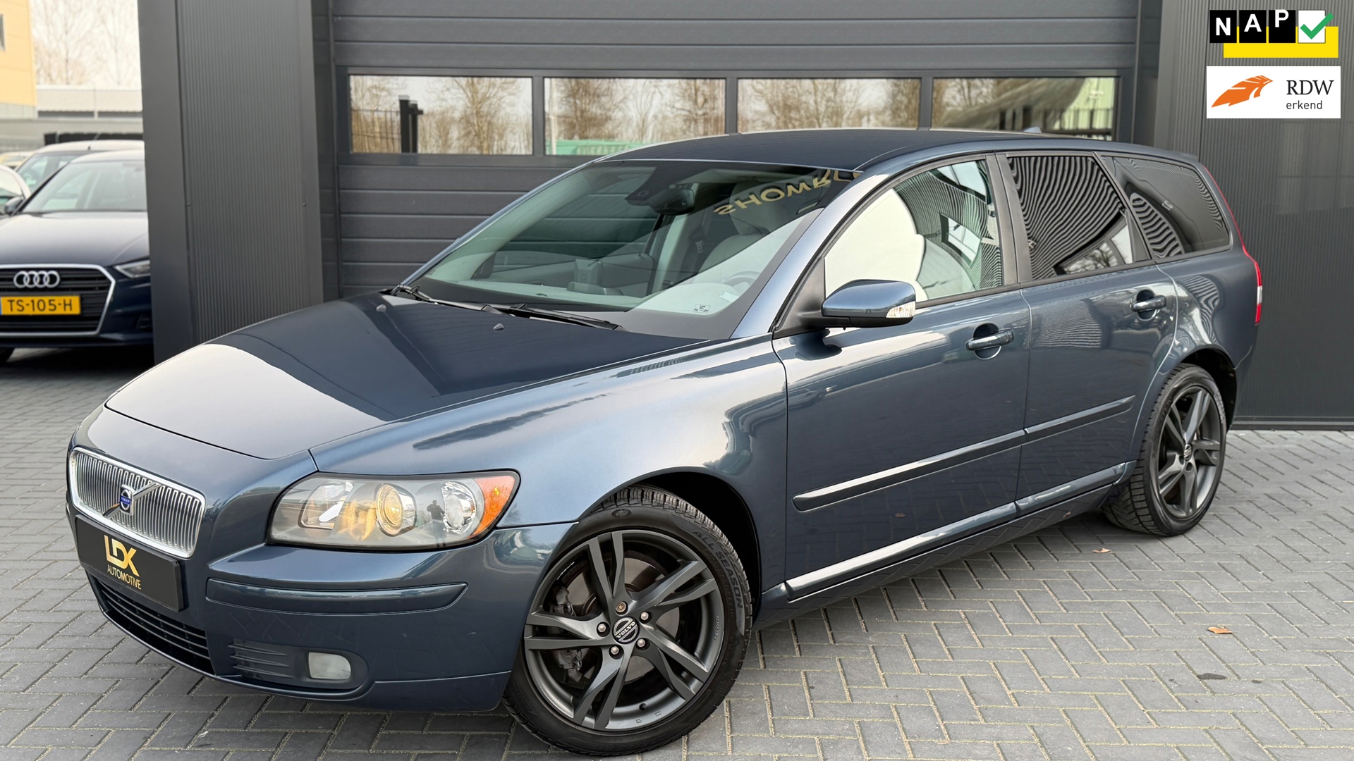Volvo V50 2.4i Momentum Airco|Automaat|NAP