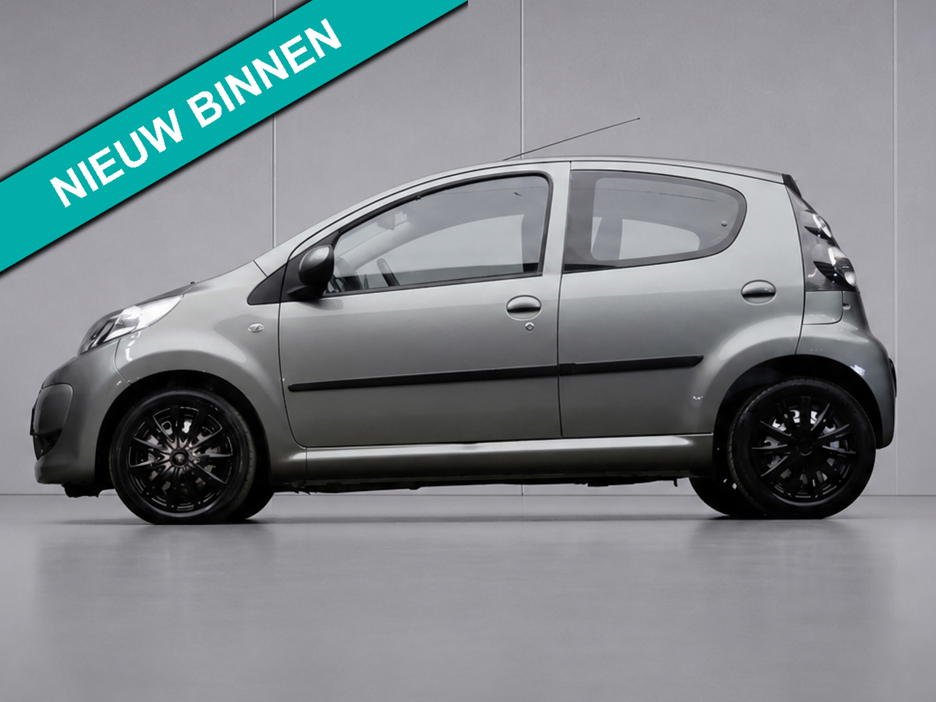 Citroën C1 1.0-12V Ambiance Sport AUTOMAAT (AIRCO,ELEKTRISCH PAKKET,SPORTSTOELEN,NIEUWE APK,NETTE STAAT)