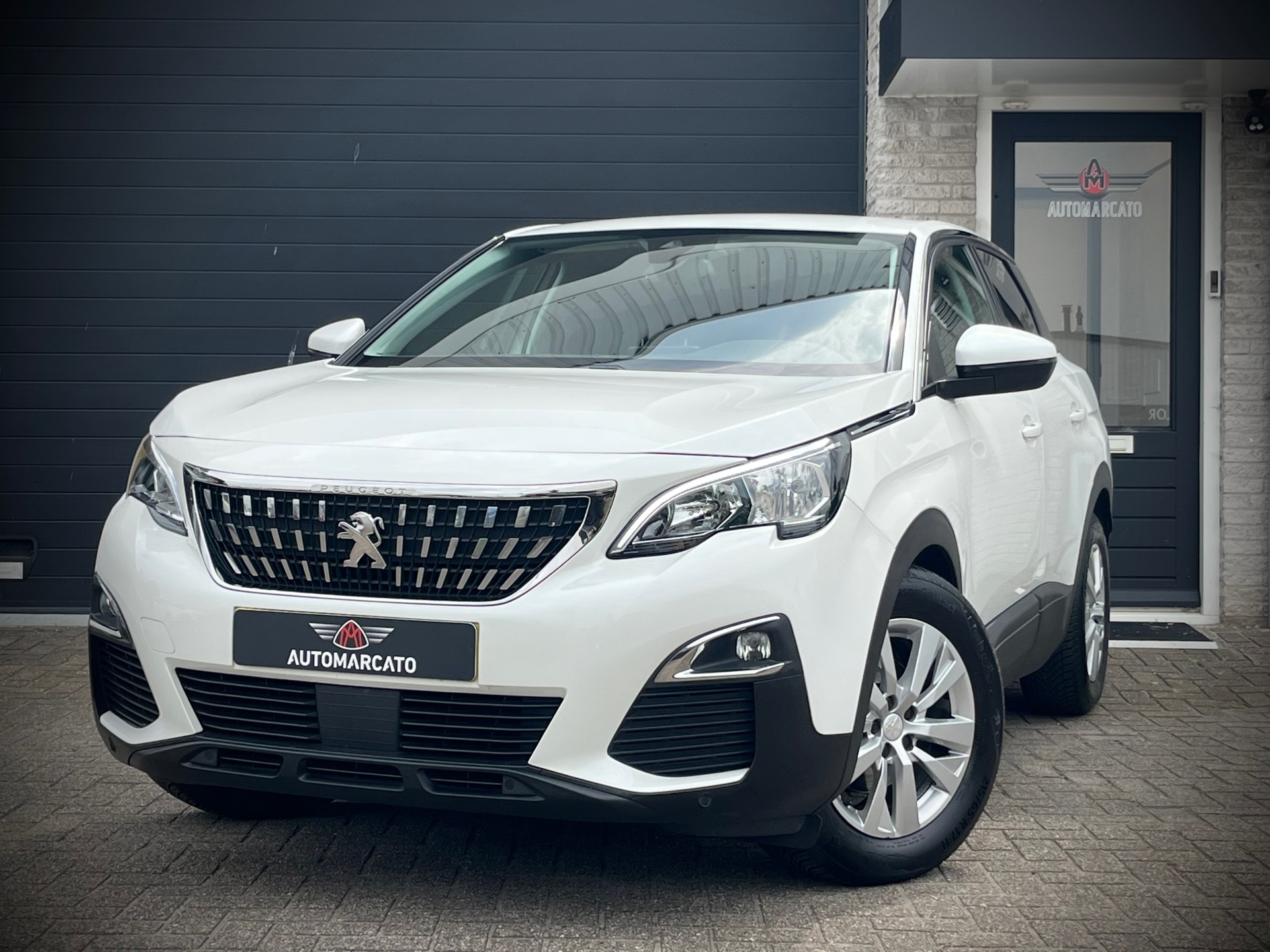 Peugeot 3008 1.2 PureTech Blue Lease Executive | Distributieset compleet vervangen | Dealer | Navi | Carplay | Led | Cruise | Etc.