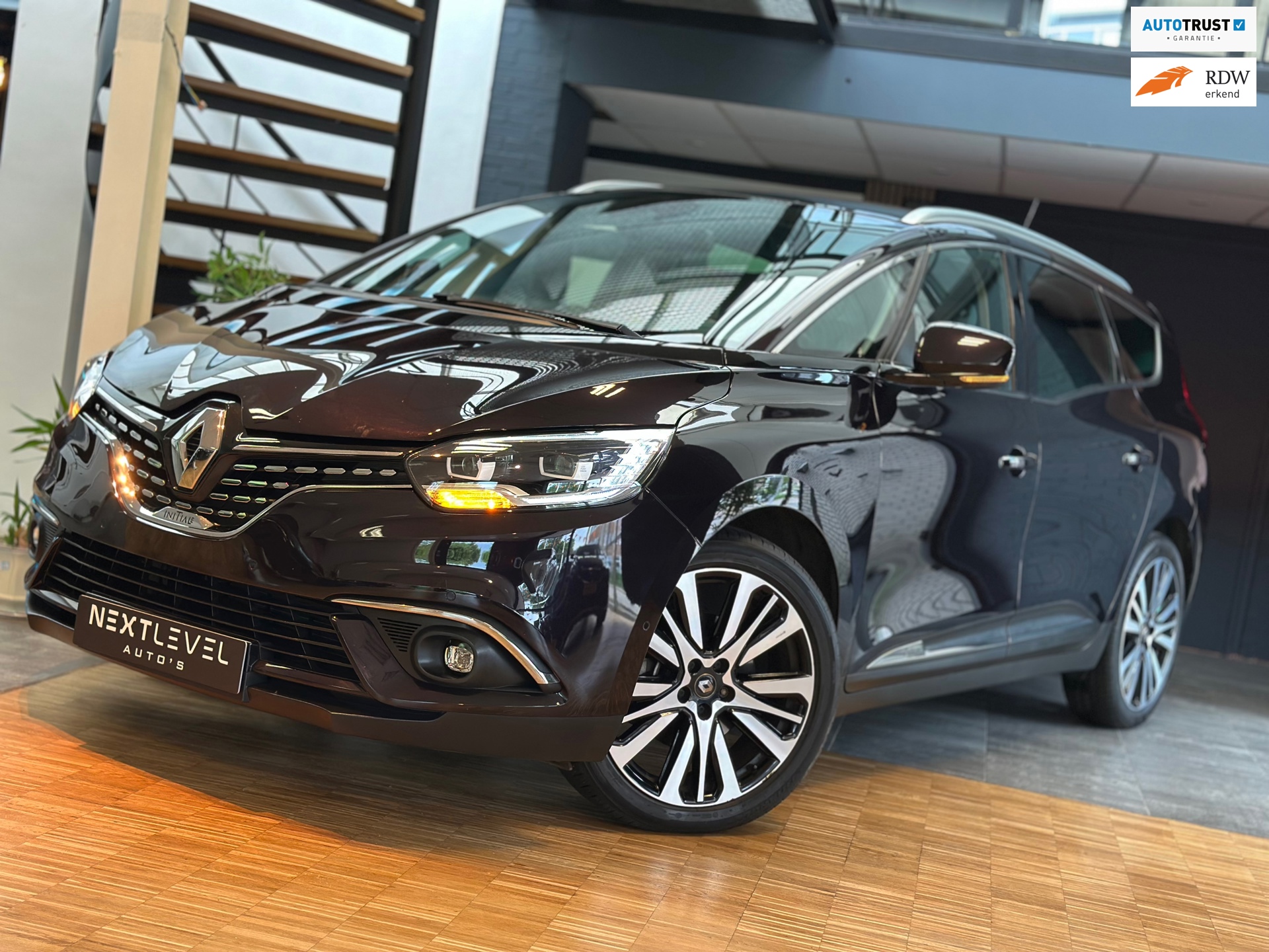 Renault Grand Scénic 1.3 TCe Initiale Bose 7p. AUT PANO ACC HUD Masage BOMVOL!