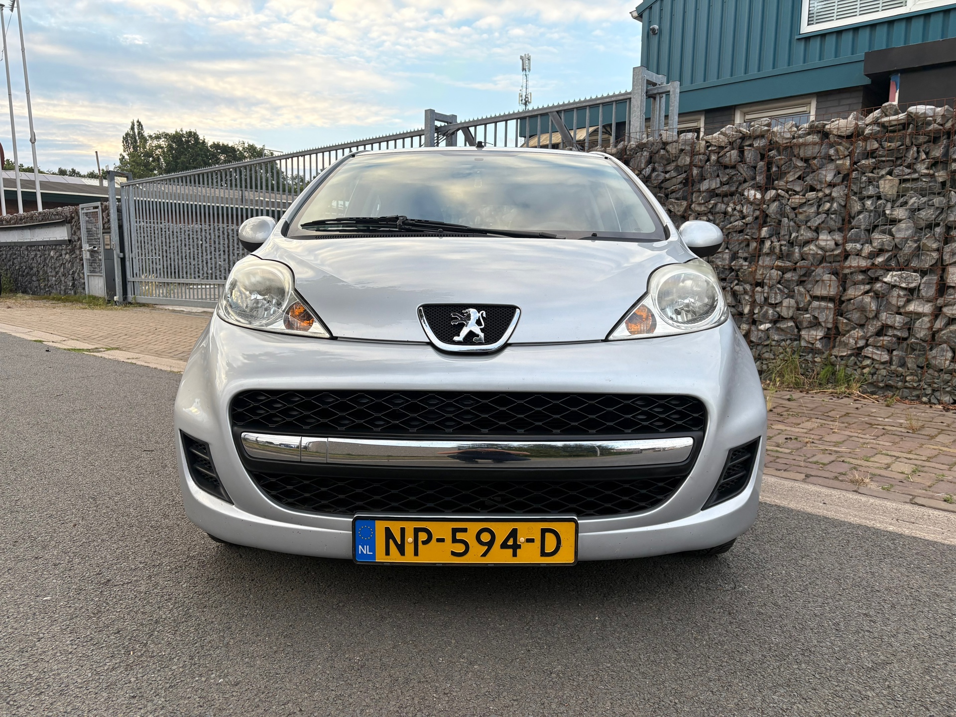 Peugeot 107 1.0-12V XR AIRCO