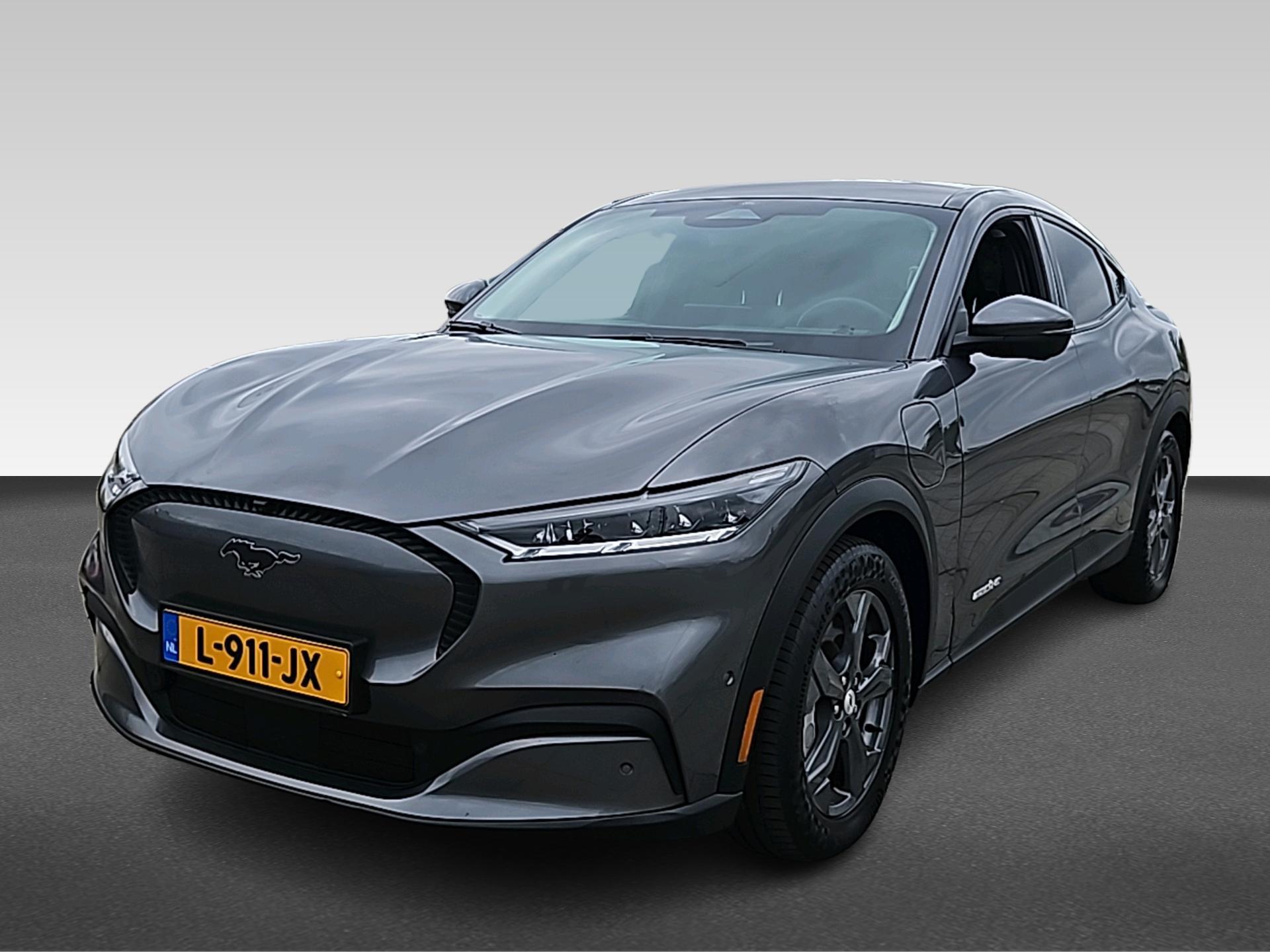 Ford Mustang Mach-E Mach-E RWD 75 kWh