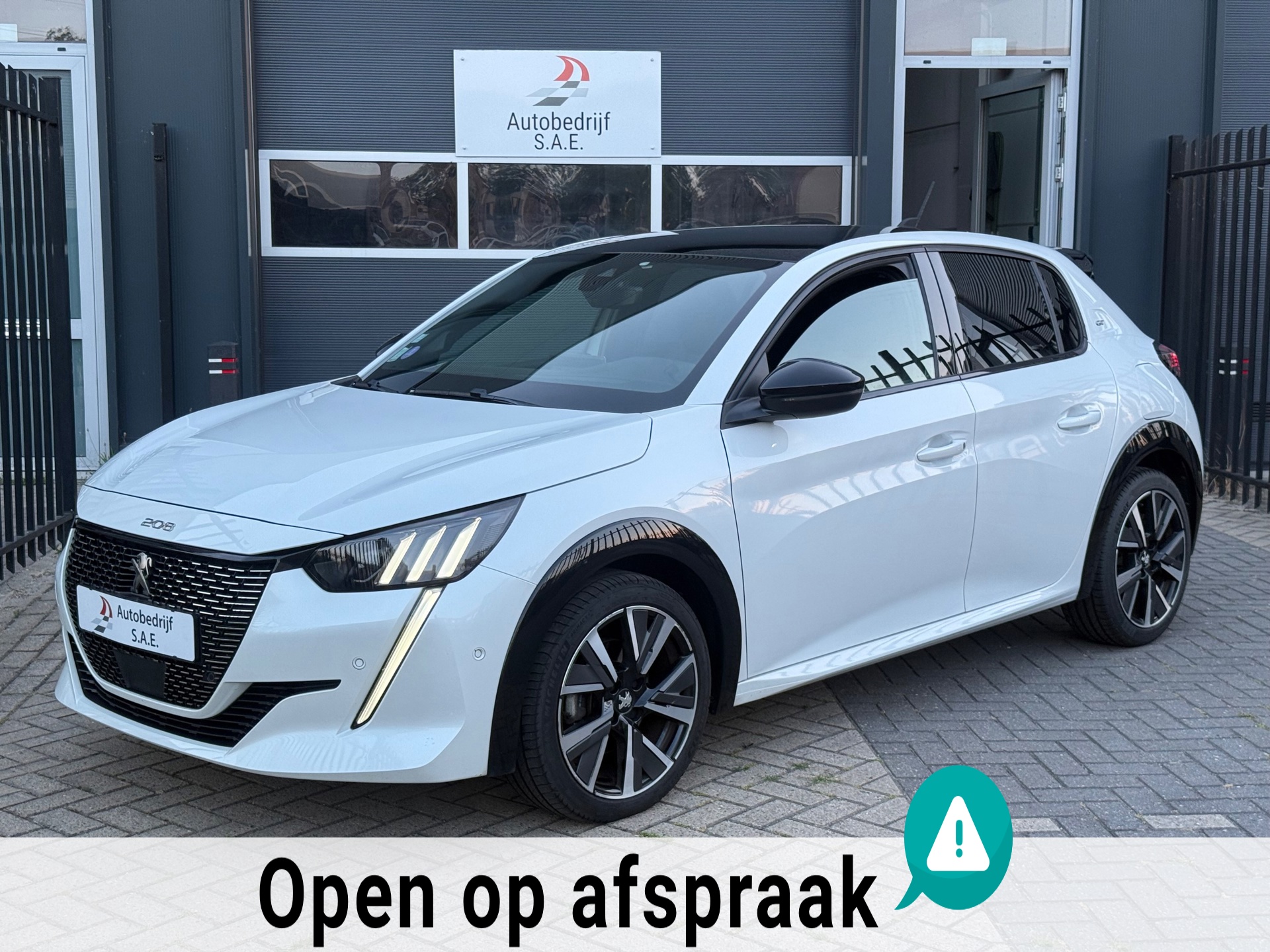 Peugeot 208 1.2 PureTech GT-Line CARPLAY COCKPIT CAMERA AUTOMAAT