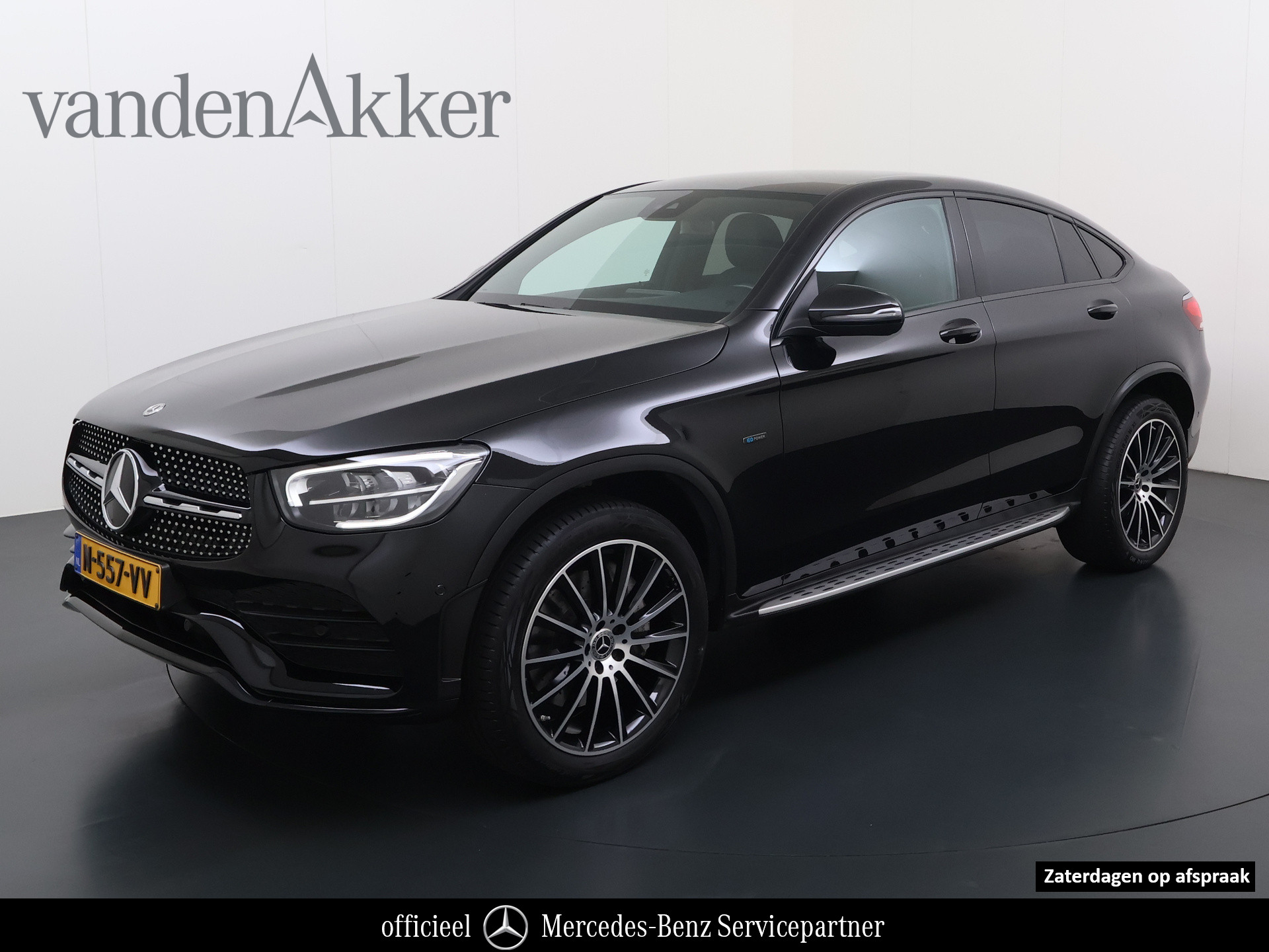 GLC 300e 4Matic AMG Coupé · Trekhaak · Burmester · Digitaal Dashbord · Carplay · Nightpakket · Alarm