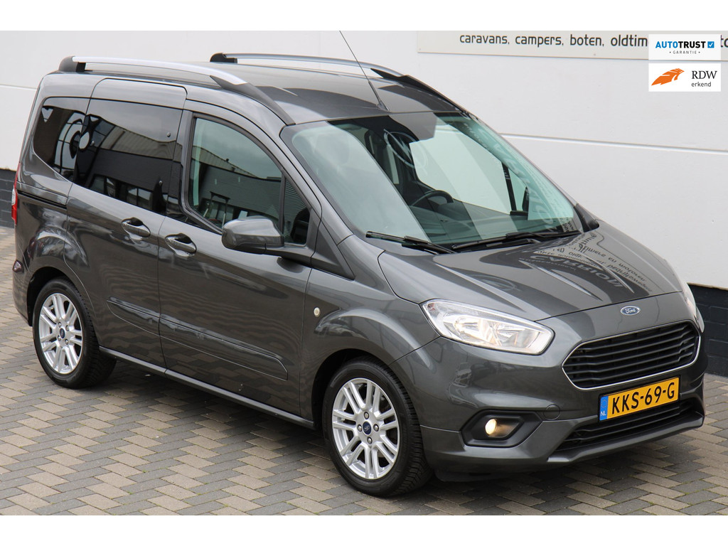 Ford Tourneo Courier 1.0 Titanium Distributie Verv. Carplay