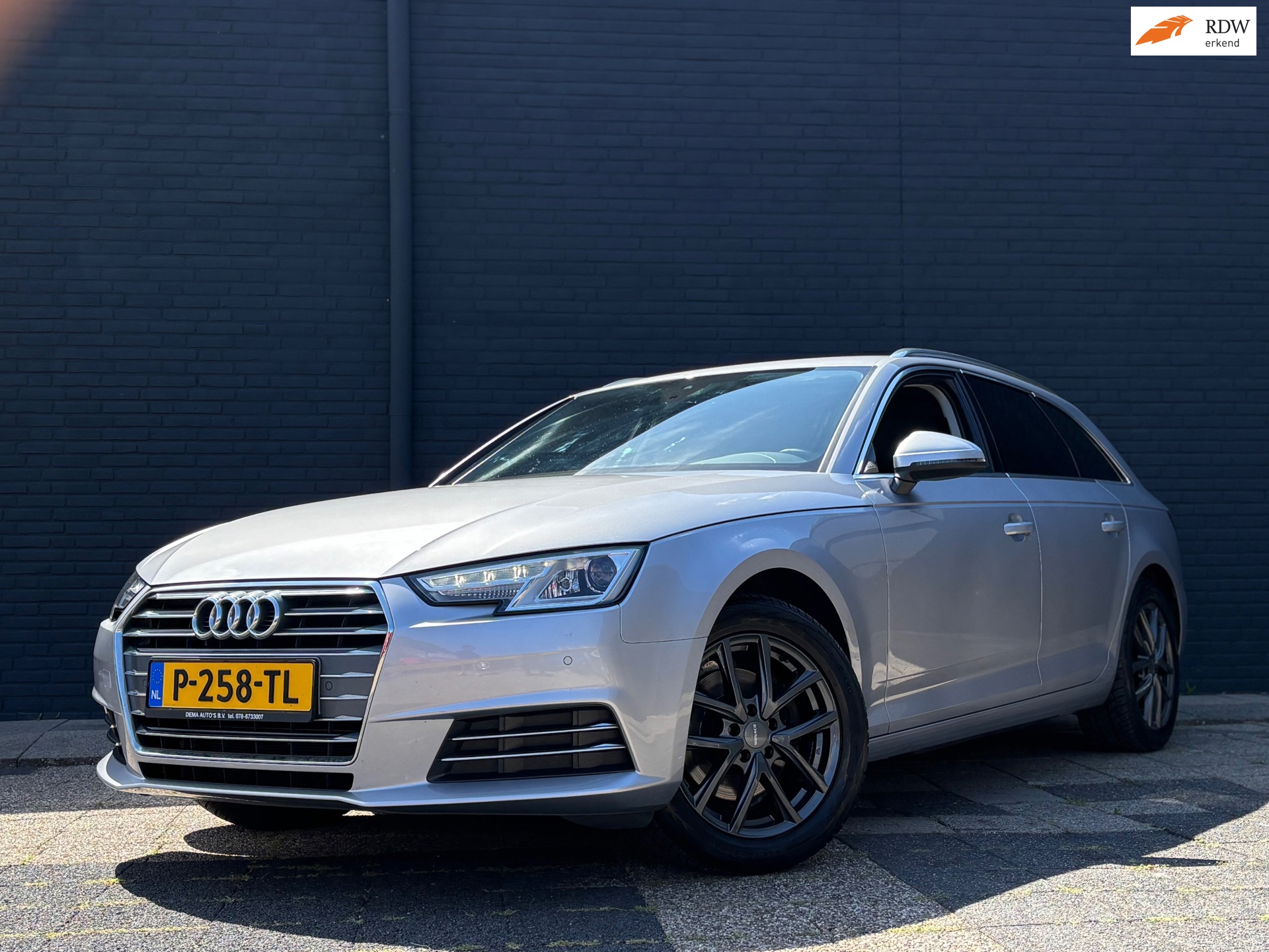 Audi A4 Avant 1.4 TFSI Design Pro Line | Trekhaak | Navi | Stoelverwarming | Automaat