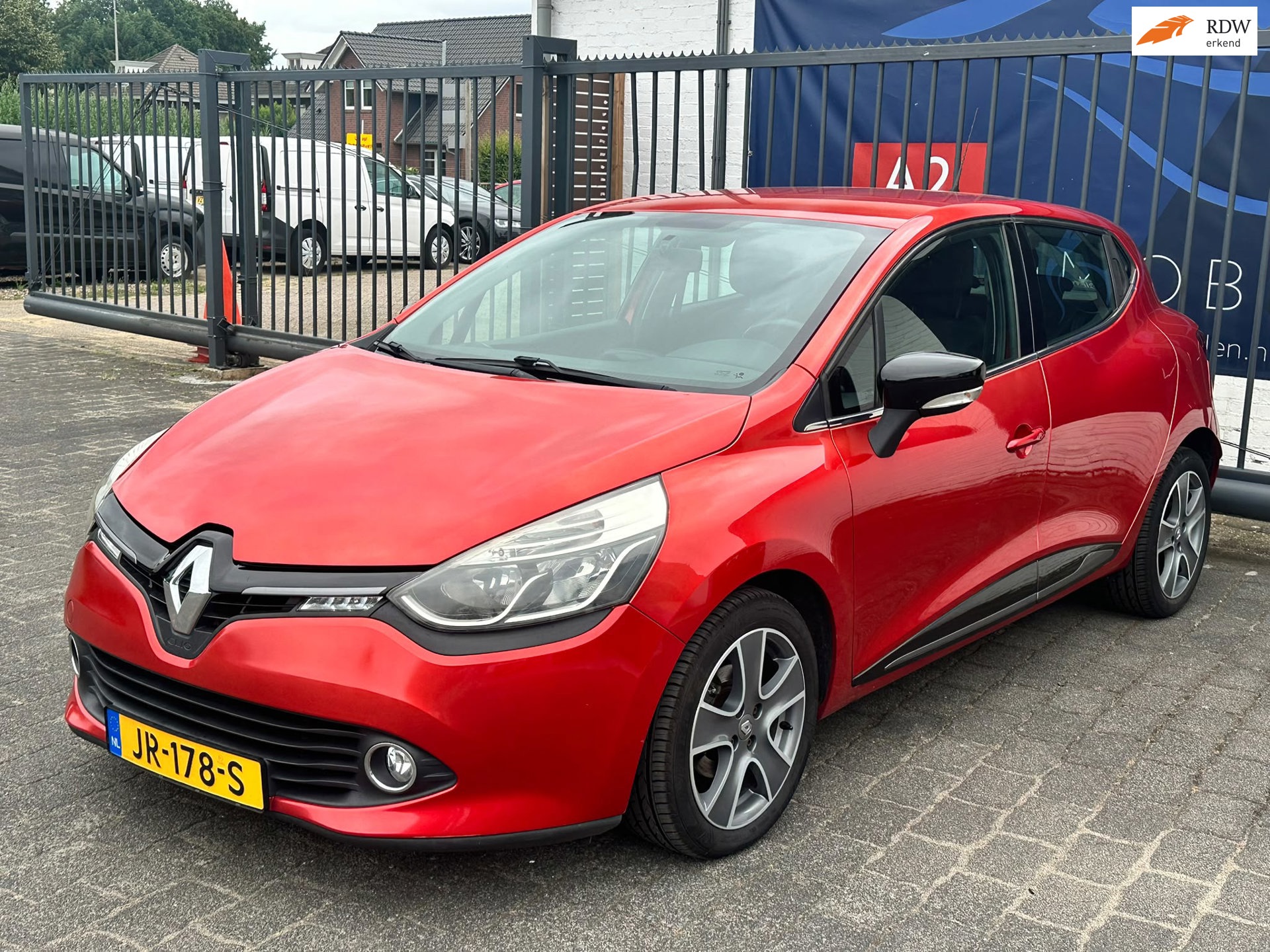 Renault Clio 0.9 TCe Dynamique / AIRCO / NAVIGATIE / CRUISE CONTROL / LM VELGEN
