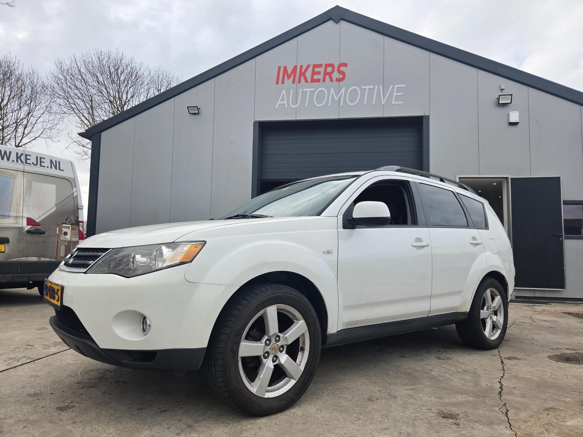 Mitsubishi Outlander 3.0 V6 | AUTOMAAT | 4X4 | LEER |