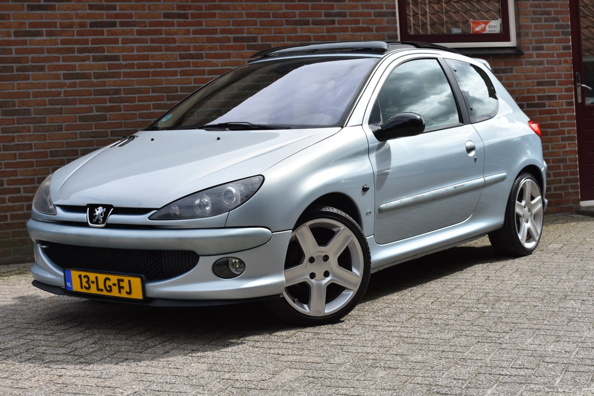 Peugeot 206 2.0-16V GTI '03 Pano Leder Clima