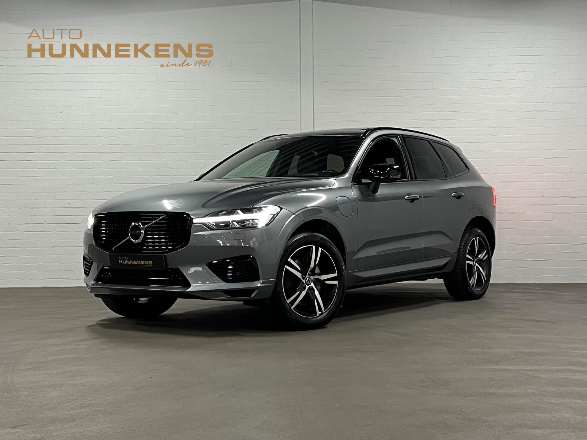 Volvo XC60 2.0 Recharge T6 AWD R-Design