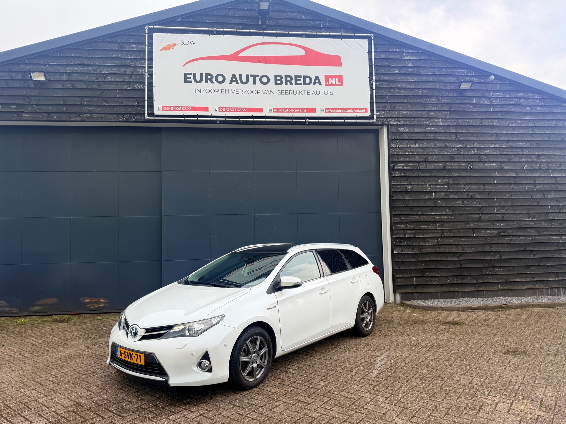 Toyota Auris Touring Sports 1.8 Hybrid Lease+