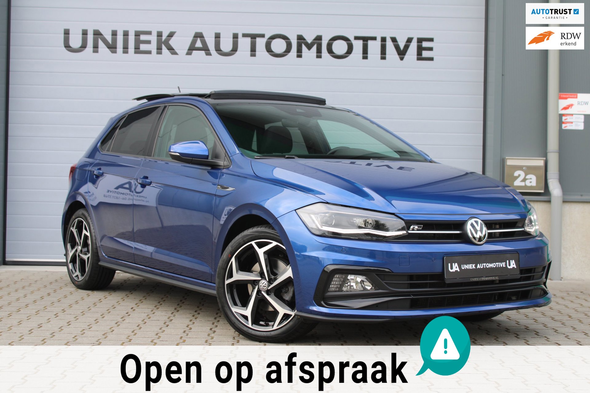 Volkswagen Polo 1.5 TSI HIGHLINE BUSINESS R | R LINE | KEYLESS | 17" | CAMERA | LED | DODEHOEK | ACC | PANO | 1E EIG!