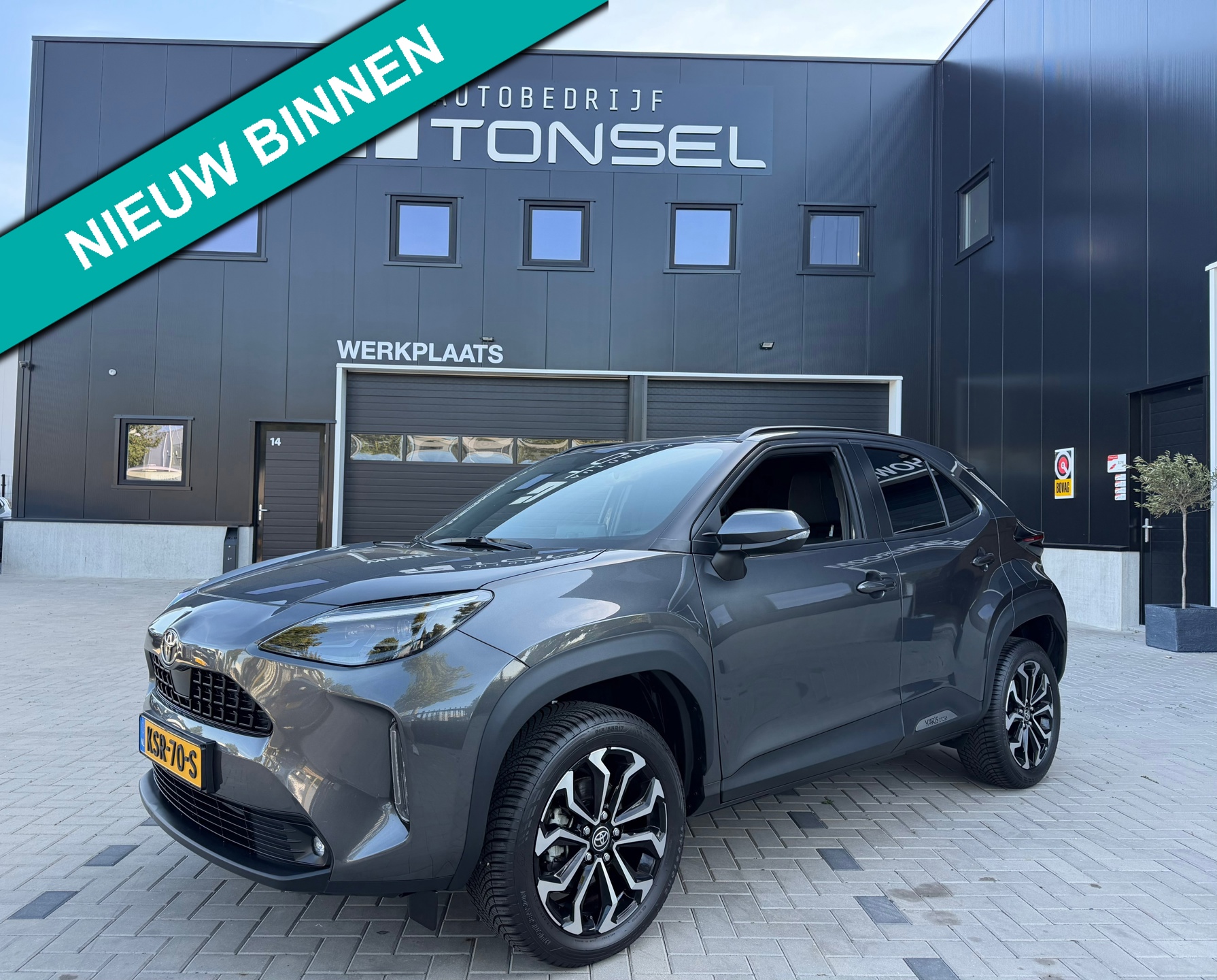 Toyota Yaris Cross 1.5 Hybrid 115 Dynamic / Camera / Stoel&Stuurverwarming / Carplay / 17" Inch LMV