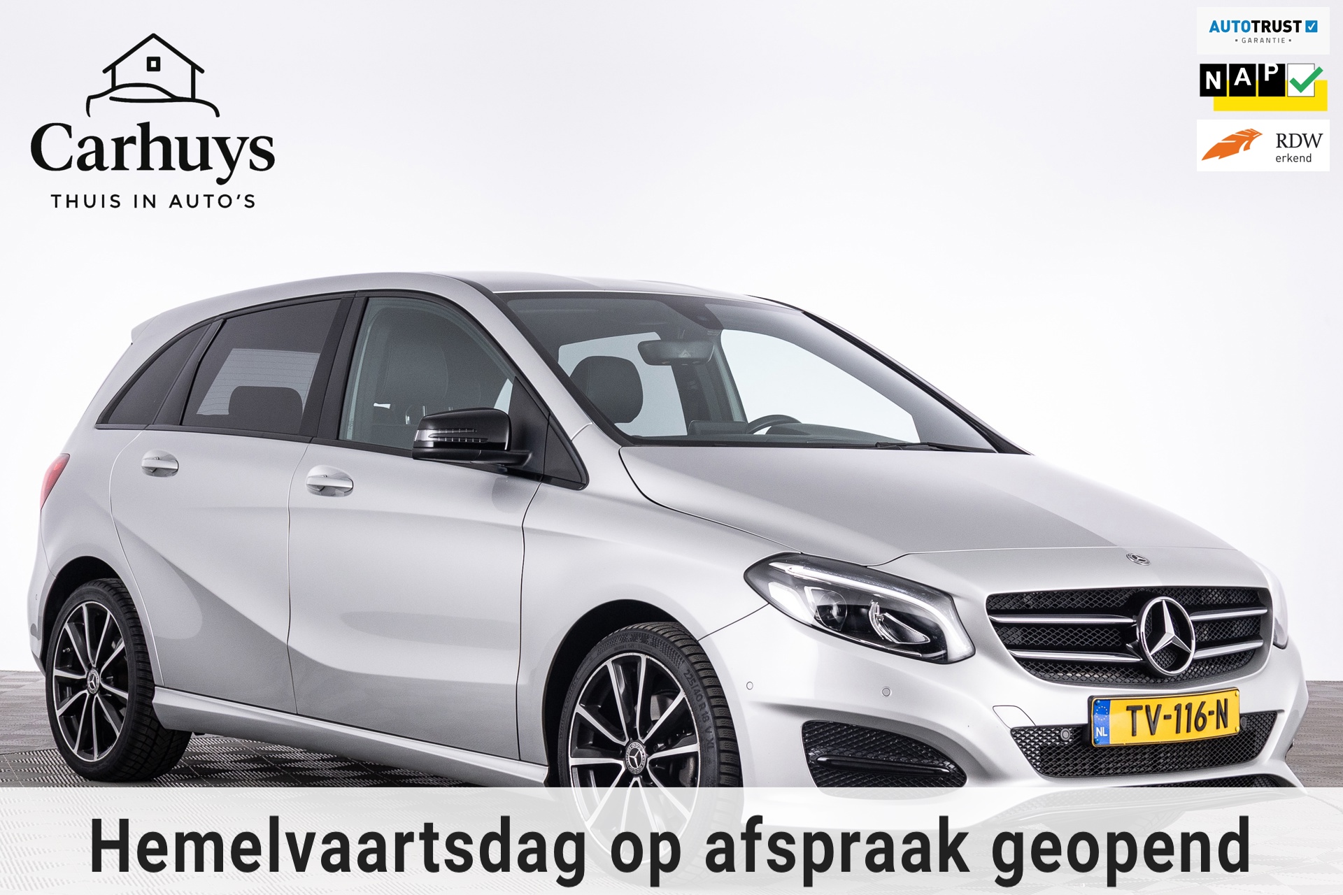 Mercedes-Benz B-klasse 180 Ambition AMG Line Night pakket/Aut/18 Inch/Half leder/Ned auto/Navigatie