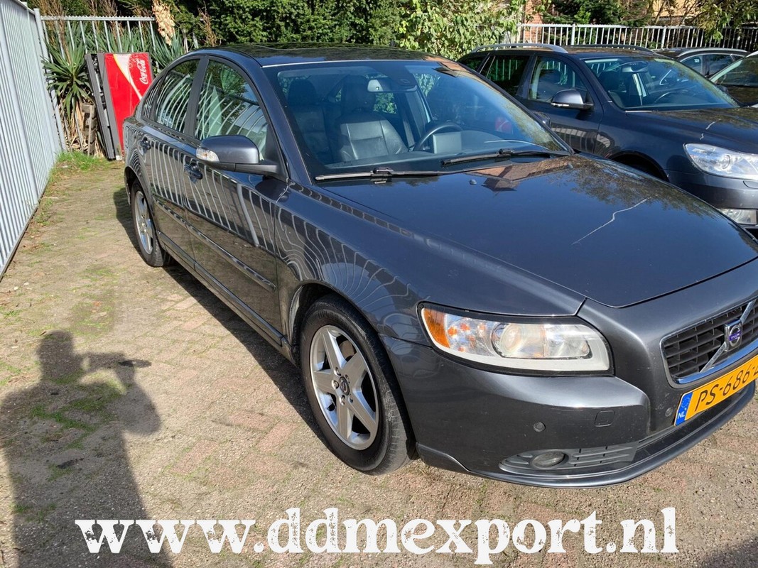 Volvo S40