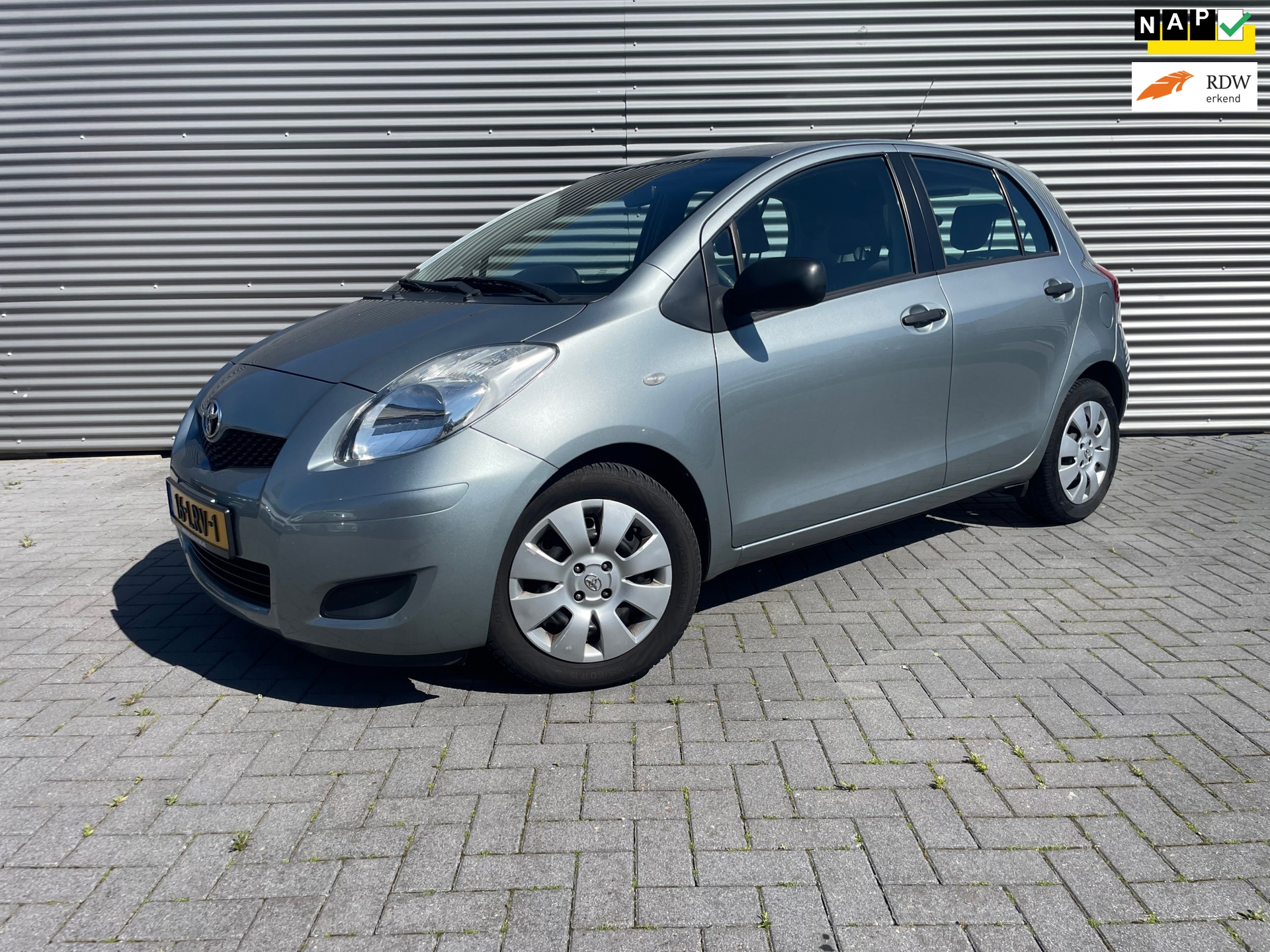 Toyota Yaris 1.3 VVTi Comfort bouwjaar 2010 ( dealer onderhouden )