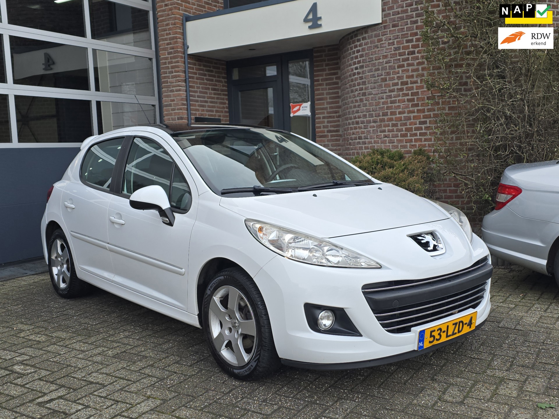 Peugeot 207 1.6 VTi XS Pano |Apk Nieuw |Trekhaak