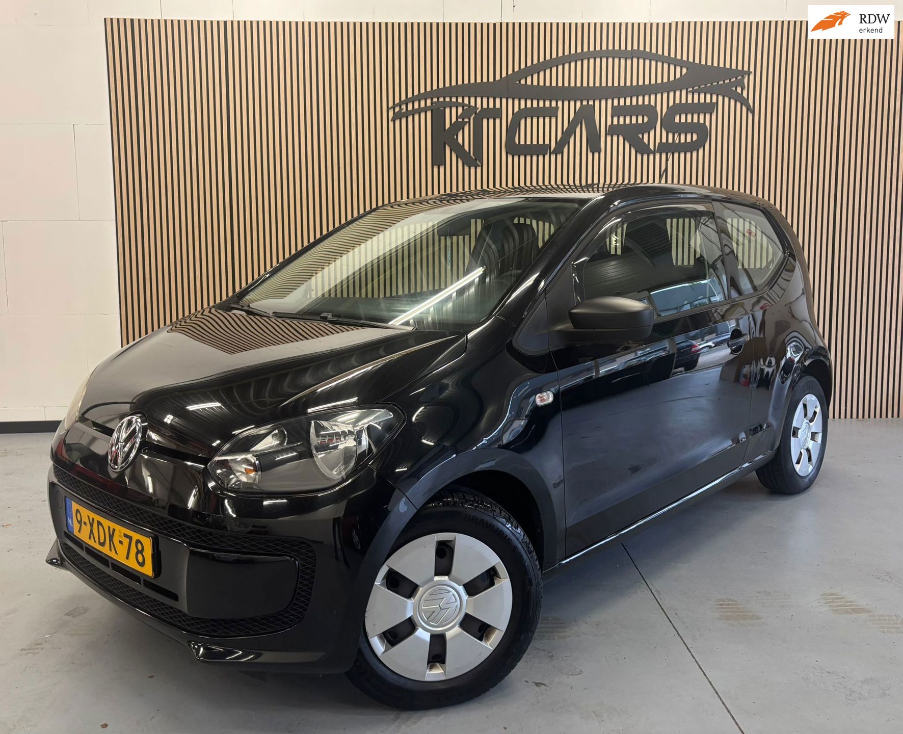 Volkswagen Up! 1.0 high up! | Airco | EL Ramen | Nieuwe APK bij aflevering | Radio |