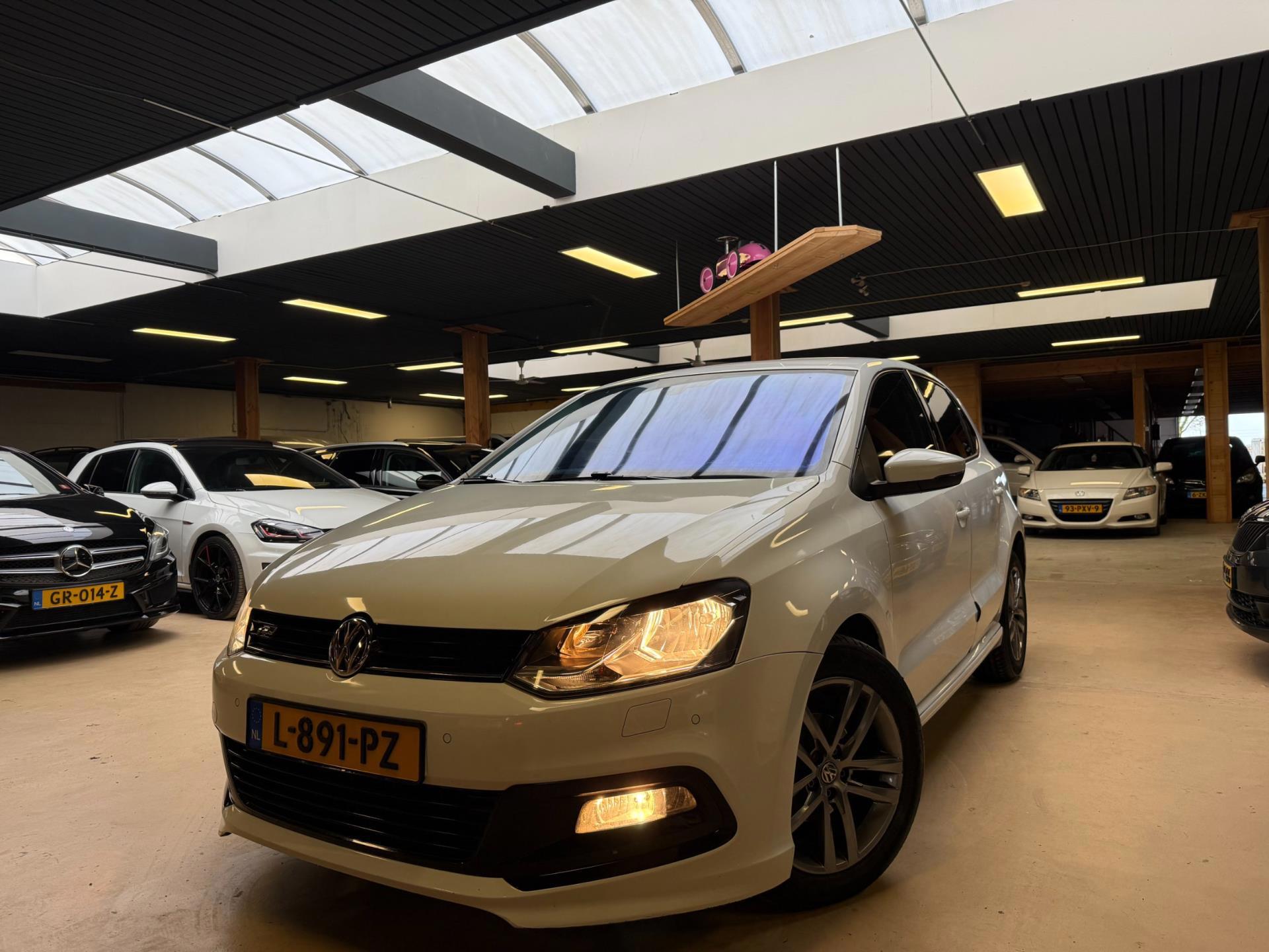 Volkswagen Polo 1.4 TDI DSG R-Line Comfortline Airco Leder Cruise Control Nwe Apk