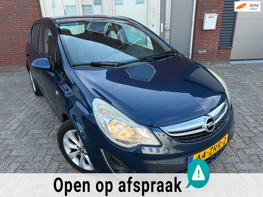 Opel Corsa 1.4-16V Cosmo / Navi / Leder / Cruise / Airco / NAP