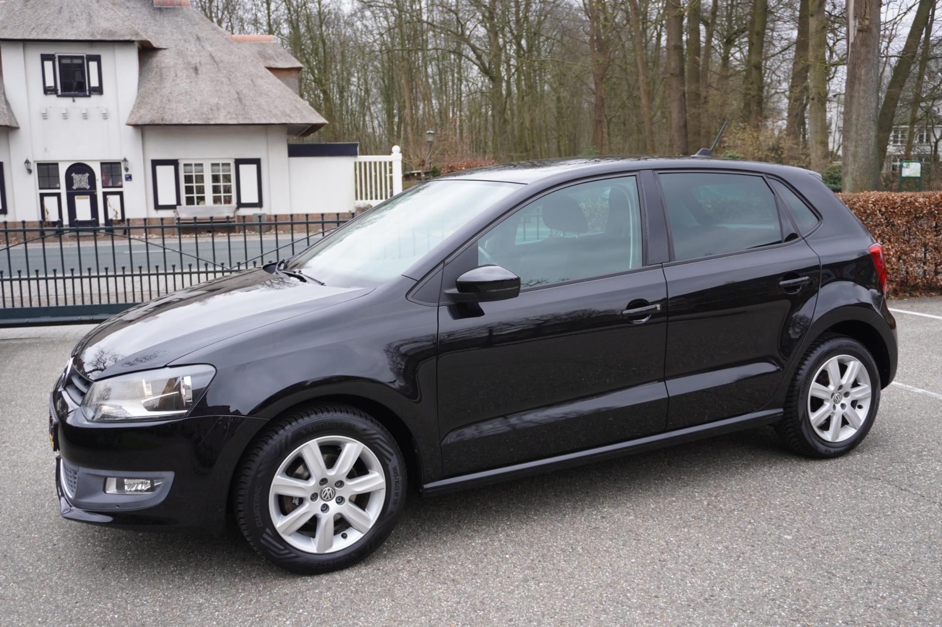 Volkswagen Polo 1.4-16V Highline 5Drs Airco Navi