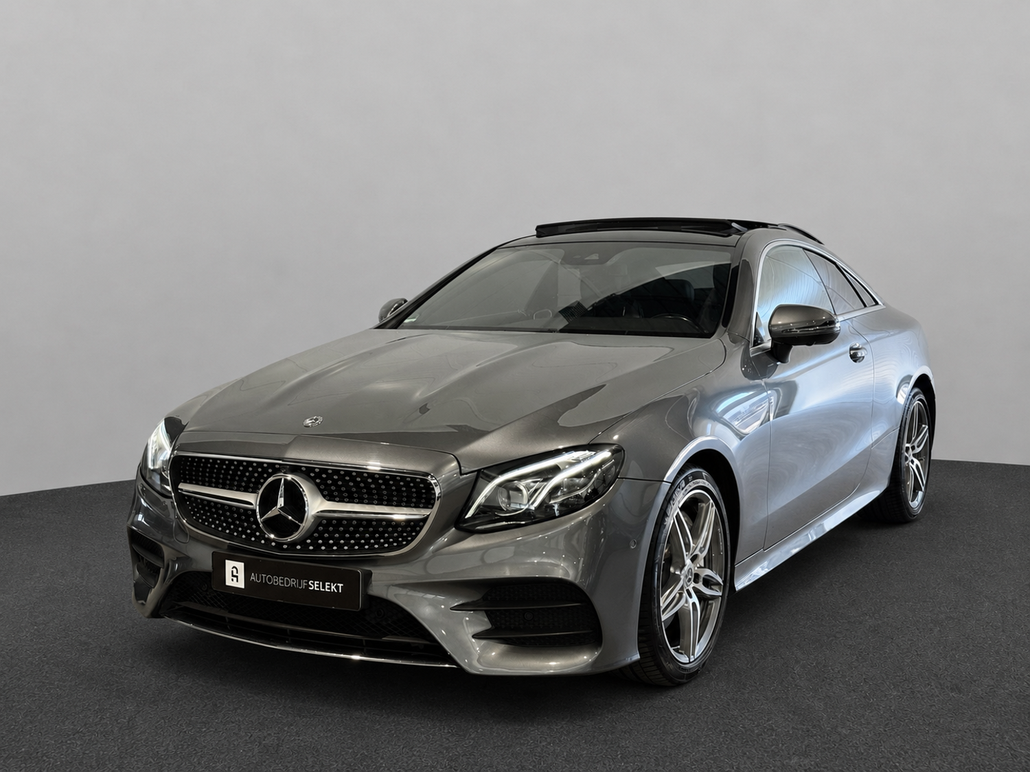Mercedes-Benz E-klasse Coupé 400 4MATIC Edition 1 | Pano | Burmester | Sfeer | 360 | Widescreen | Leer | Dodehoek | Carplay