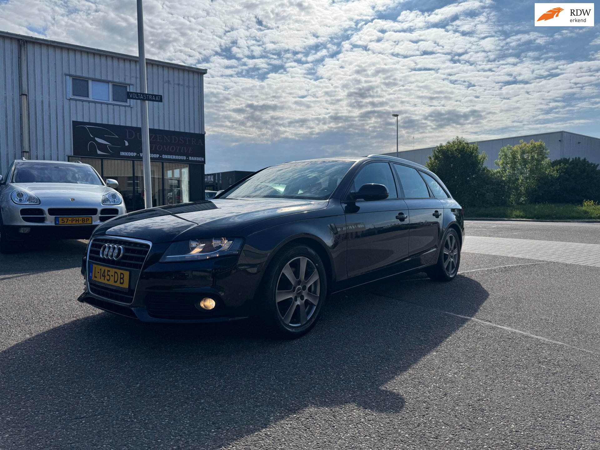 Audi A4 Avant 2.0 TFSI Flexible Fuel Pro Line