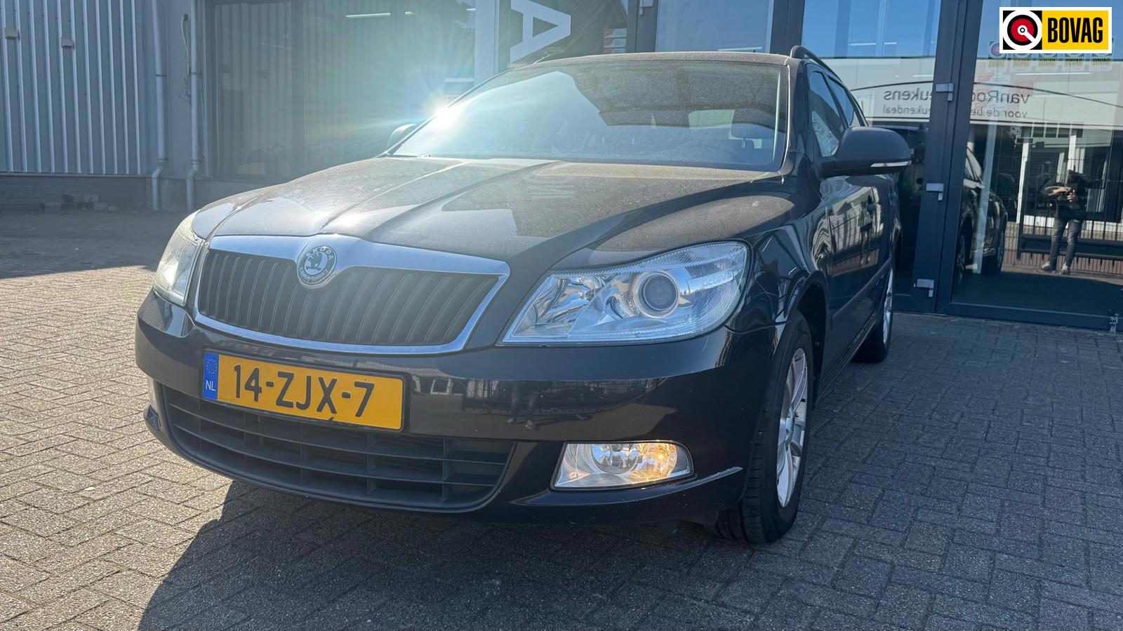 Skoda Octavia Combi 1.6 TDI Greentech Comfort Business Line airco elektrische pakket cruise controle lm-velgen