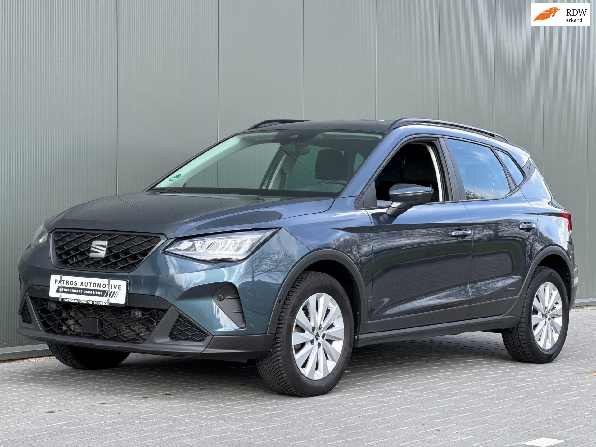Seat Arona 1.0 TSI DSG Automaat // Navi // Camera // CarPlay // Stoelverwarming // LED