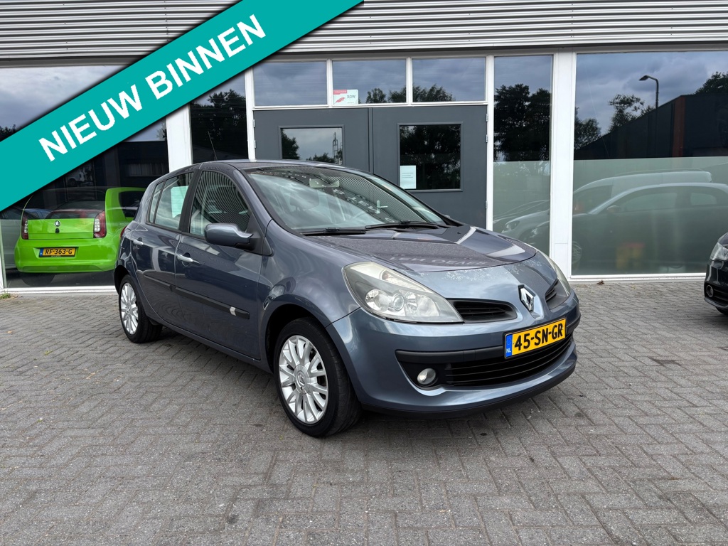 Renault Clio 1.6-16V Dynamique Luxe AUTOMAAT / Airco / LM Velgen