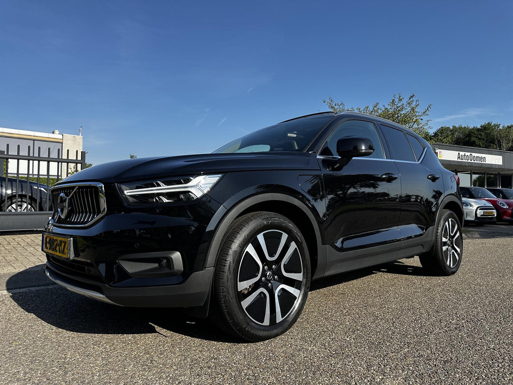 Volvo XC40 T5 Twin Engine 262pk Geartronic Inscription T-haak P-dak Harman Kardon