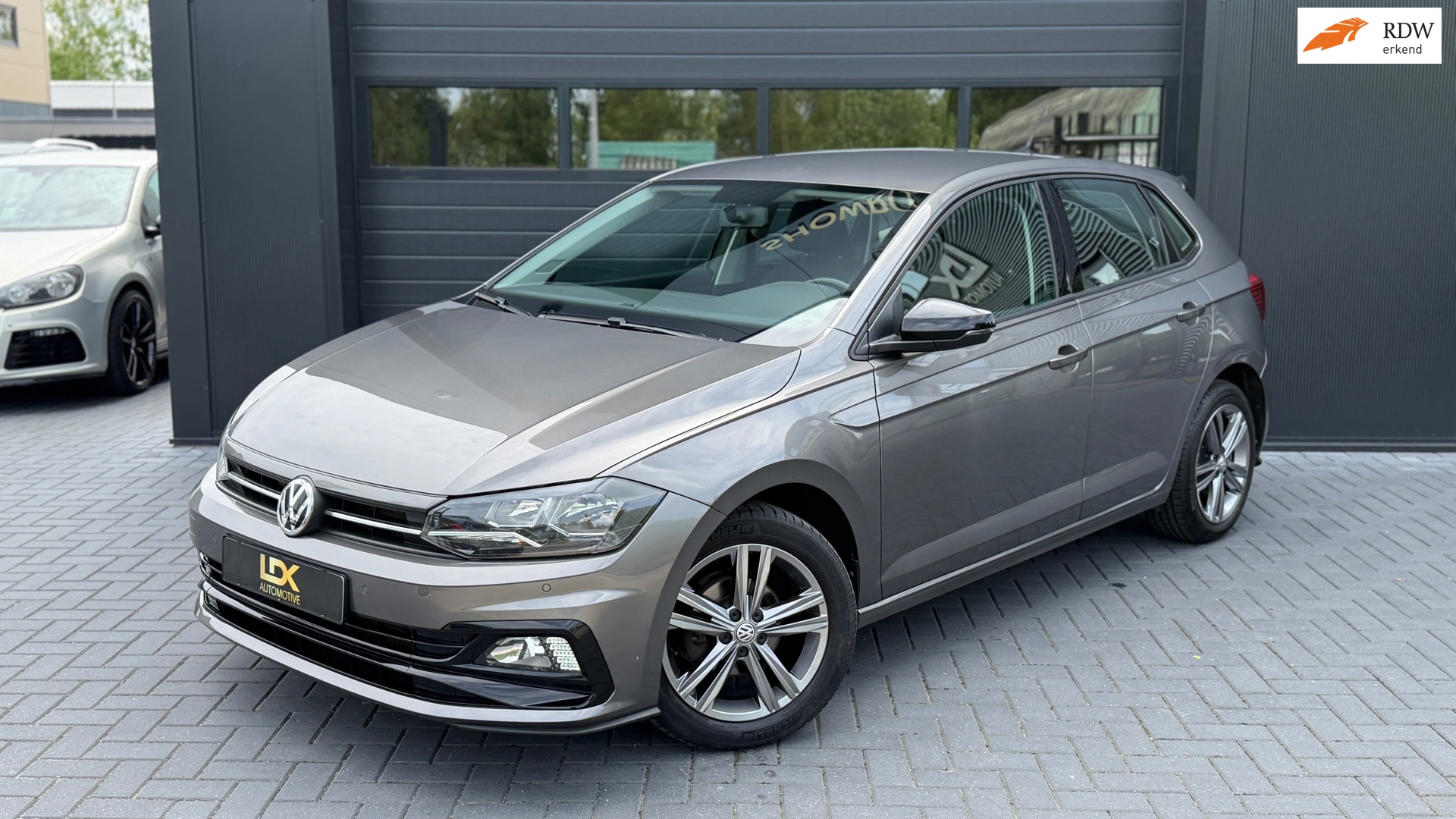 Volkswagen POLO 1.0 TSI Comfortline R-Line|Airco|PDC