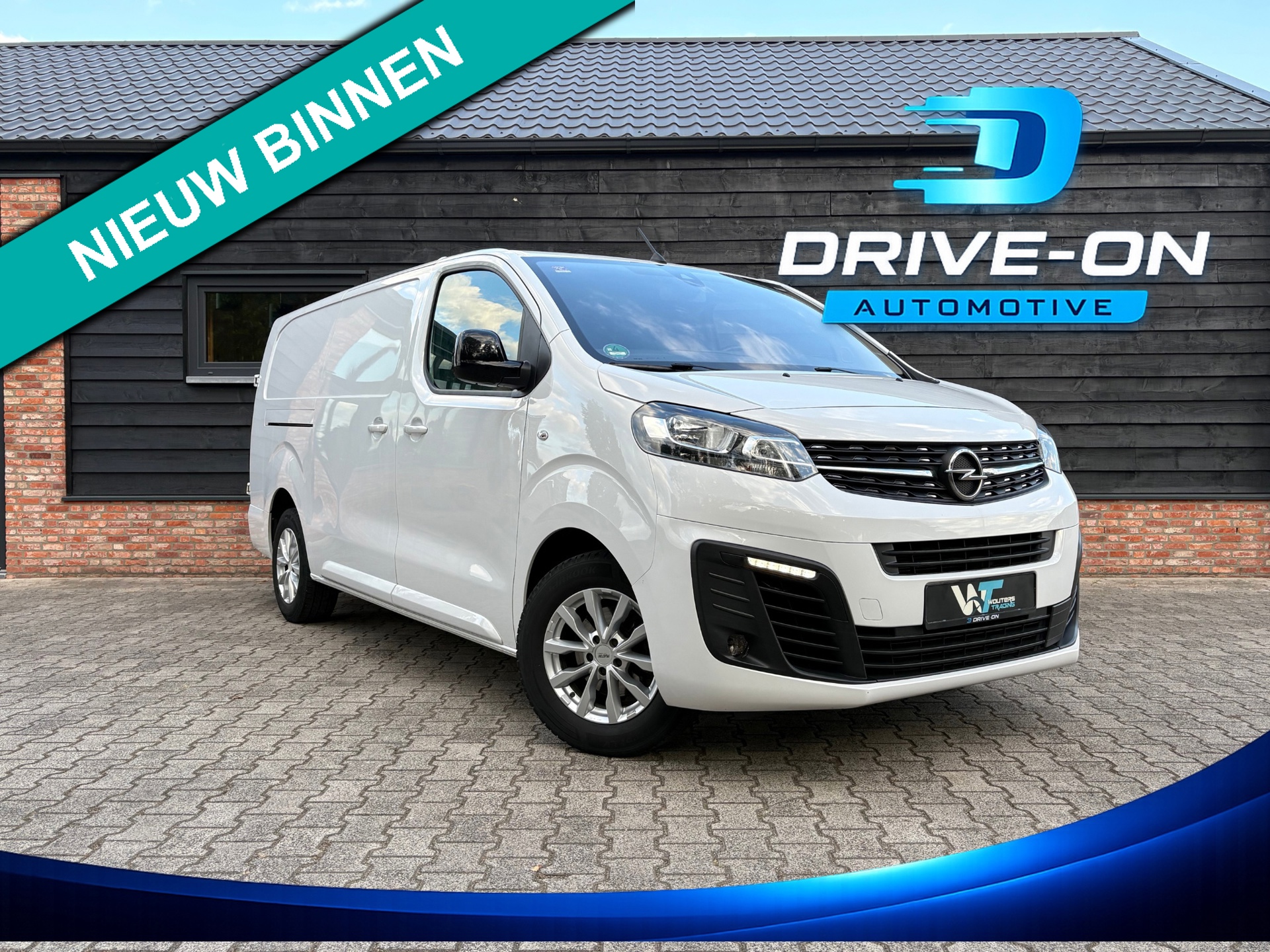 Opel Vivaro 2.0 CDTI - L3H1 - Automaat - Nieuwe inrichting - Scherm