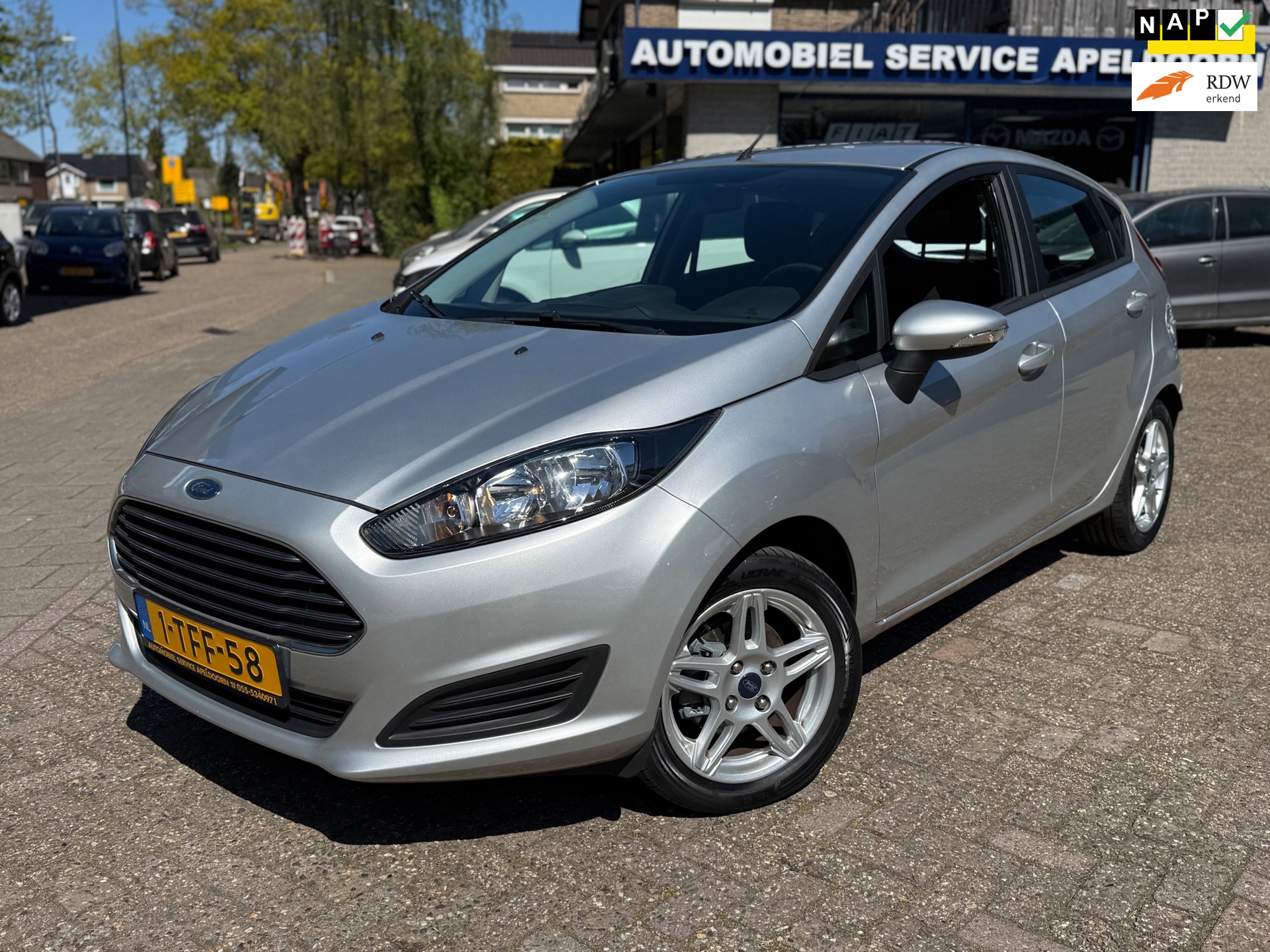 Ford Fiesta 1.0 Style * NAP*AIRCO*NAVI*TREKHAAK*5DEURS*ELEKTR. RAMEN*LM. VELGEN*