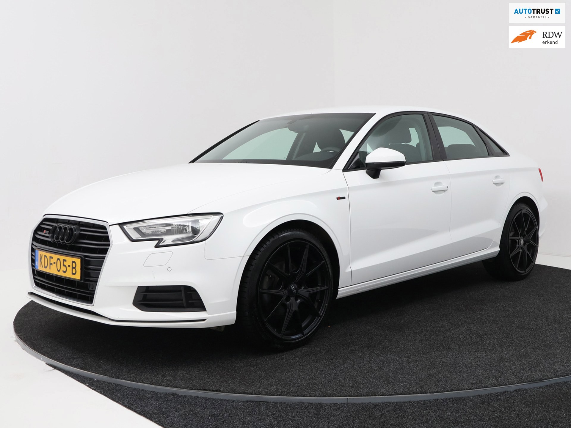 Audi A3 LIMOUSINE 30 TFSI S-Line